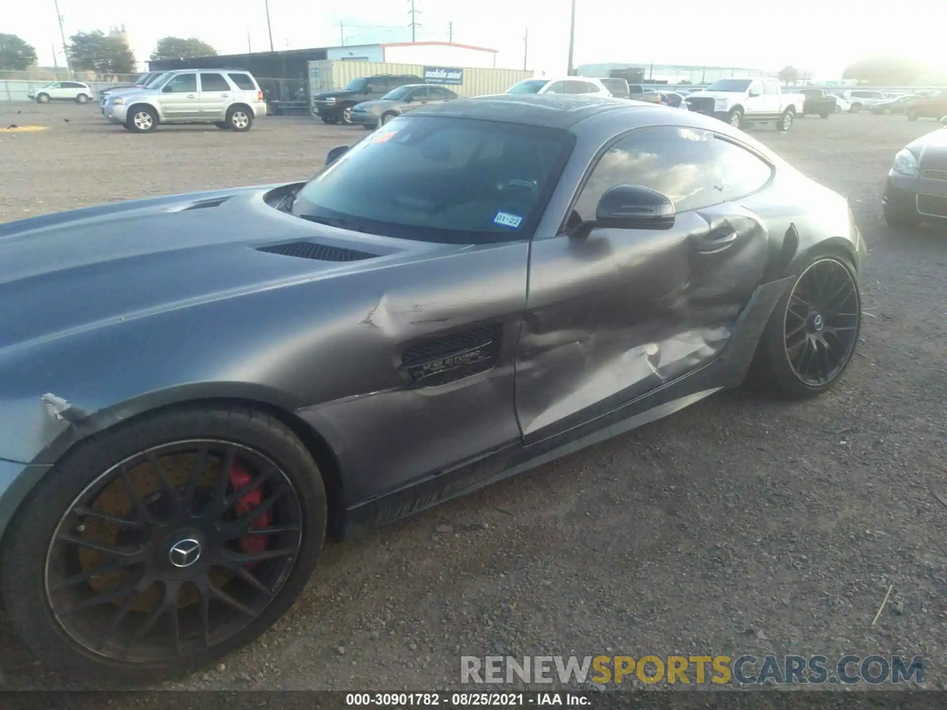 6 Photograph of a damaged car WDDYJ8AA0KA024422 MERCEDES-BENZ AMG GT 2019