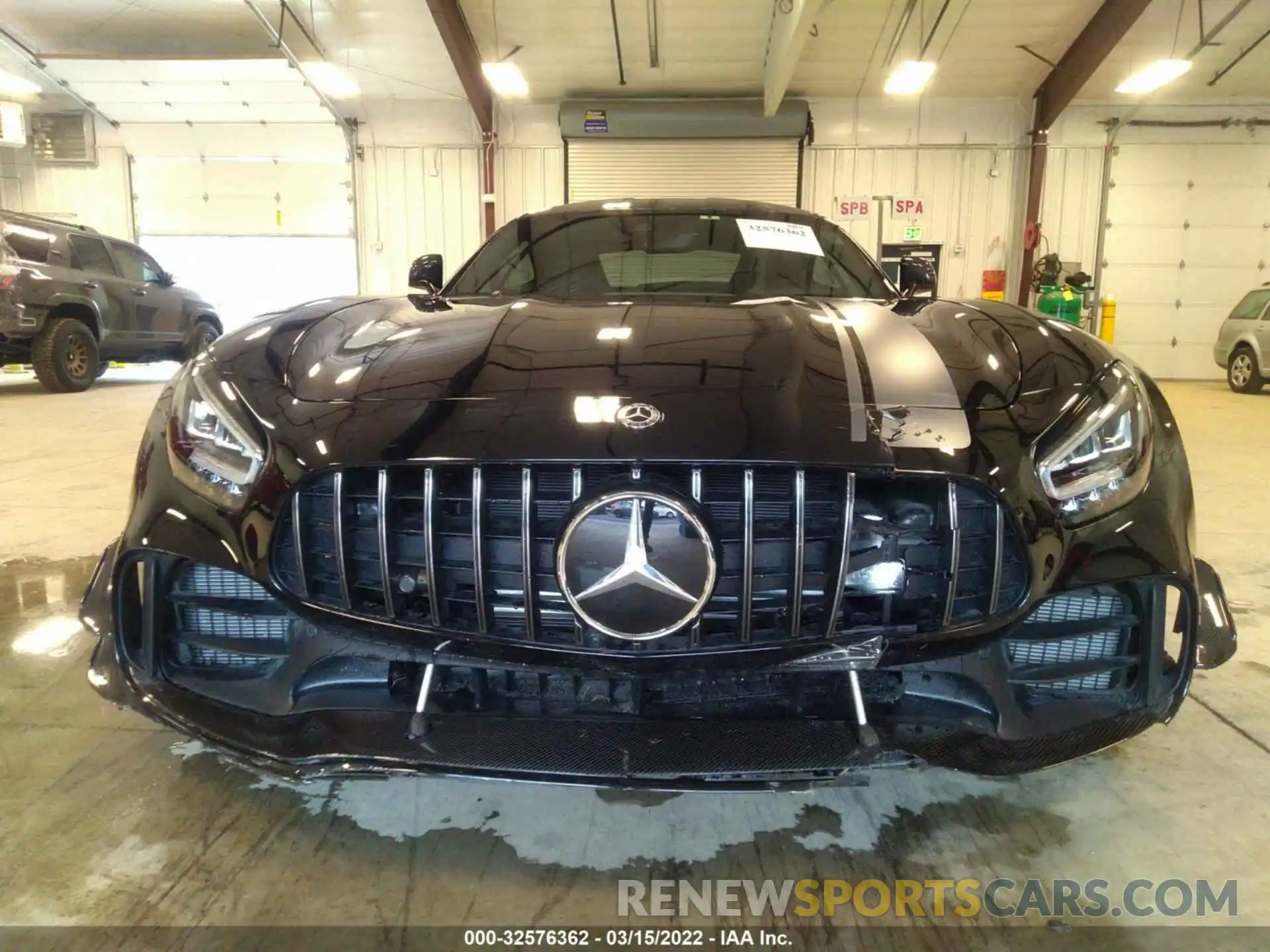 6 Photograph of a damaged car WDDYJ7KAXLA028021 MERCEDES-BENZ AMG GT 2020