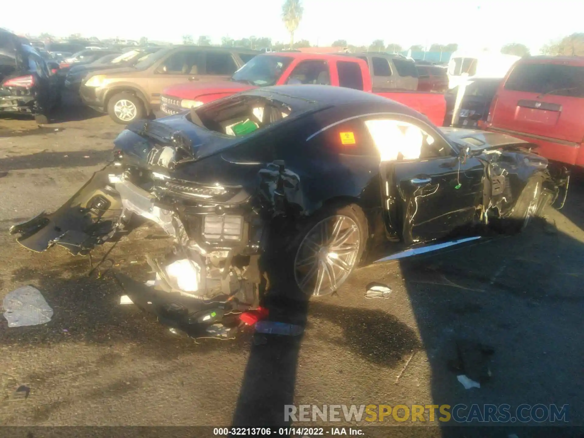 4 Photograph of a damaged car WDDYJ8AA4LA025350 MERCEDES-BENZ AMG GT 2020