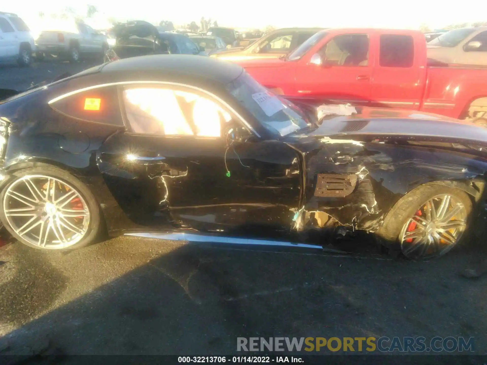 6 Photograph of a damaged car WDDYJ8AA4LA025350 MERCEDES-BENZ AMG GT 2020