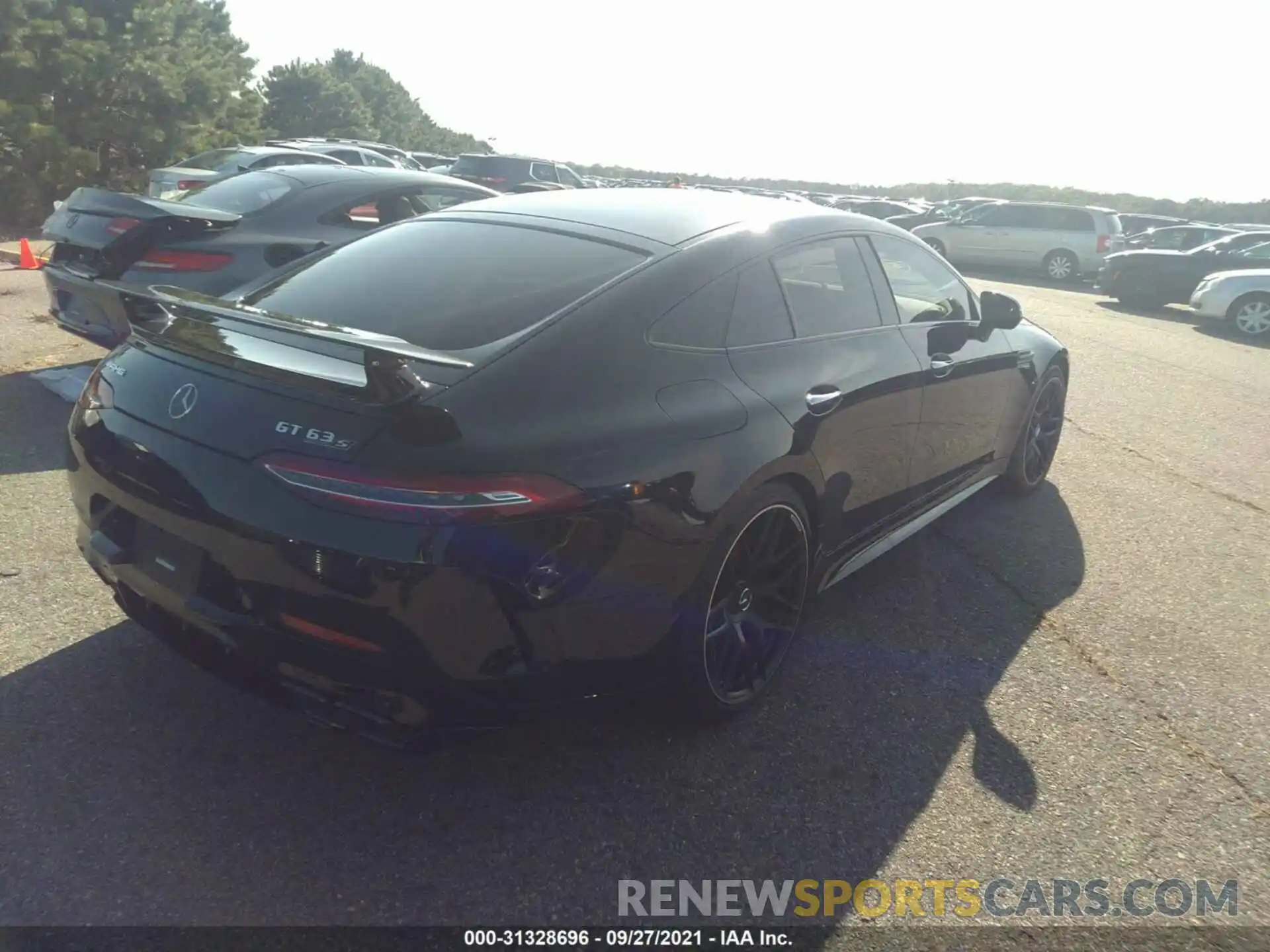 4 Photograph of a damaged car W1K7X8KB1MA044067 MERCEDES-BENZ AMG GT 2021