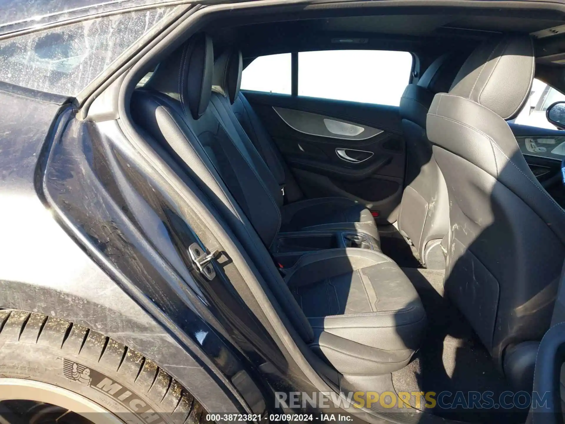 8 Photograph of a damaged car WDD7X6BB5KA006407 MERCEDES-BENZ AMG GT 53 4-DOOR COUPE 2019