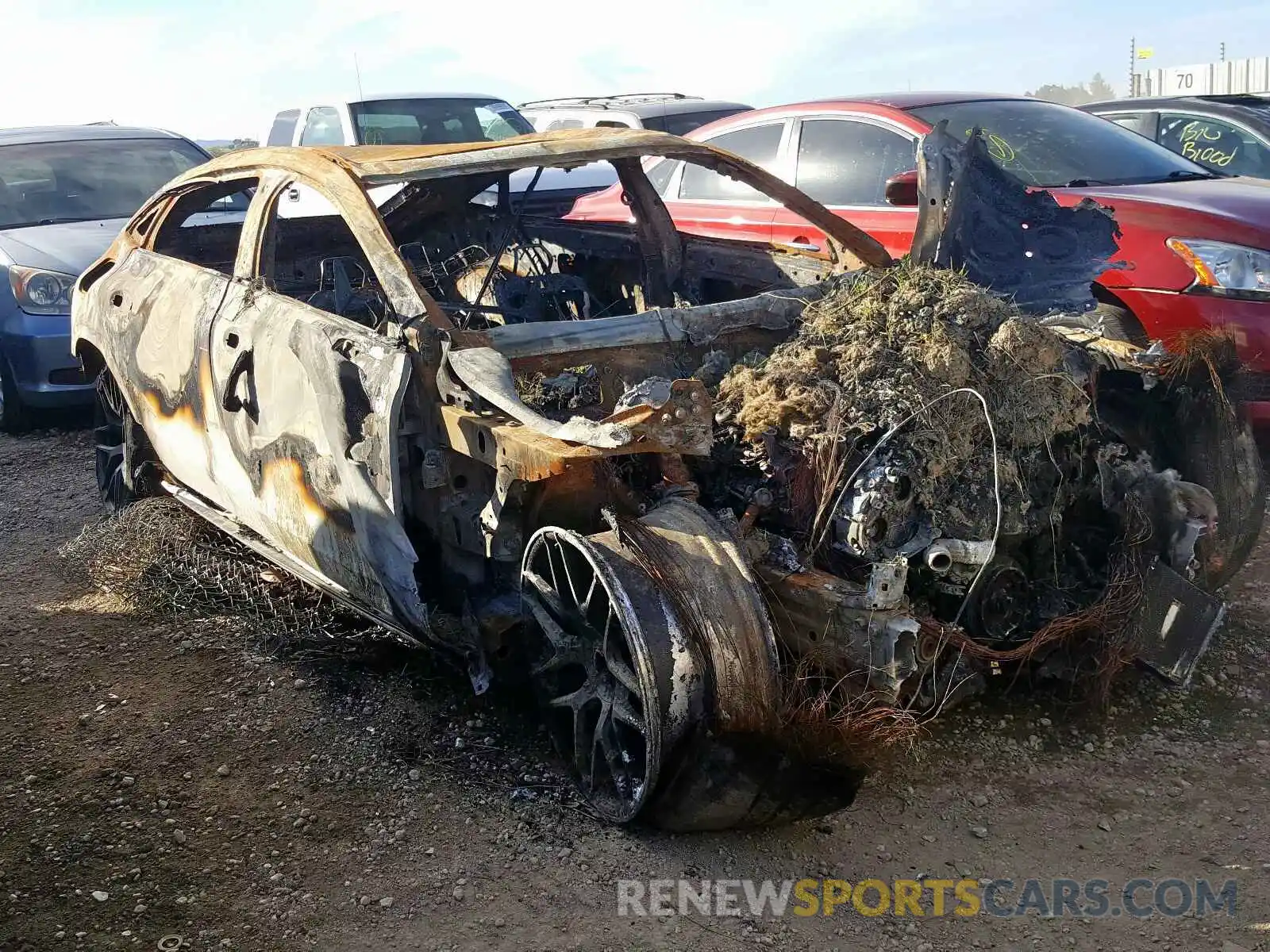 1 Фотография поврежденного автомобиля WDD7X8JB2KA001260 MERCEDES-BENZ AMG GT 63 2019