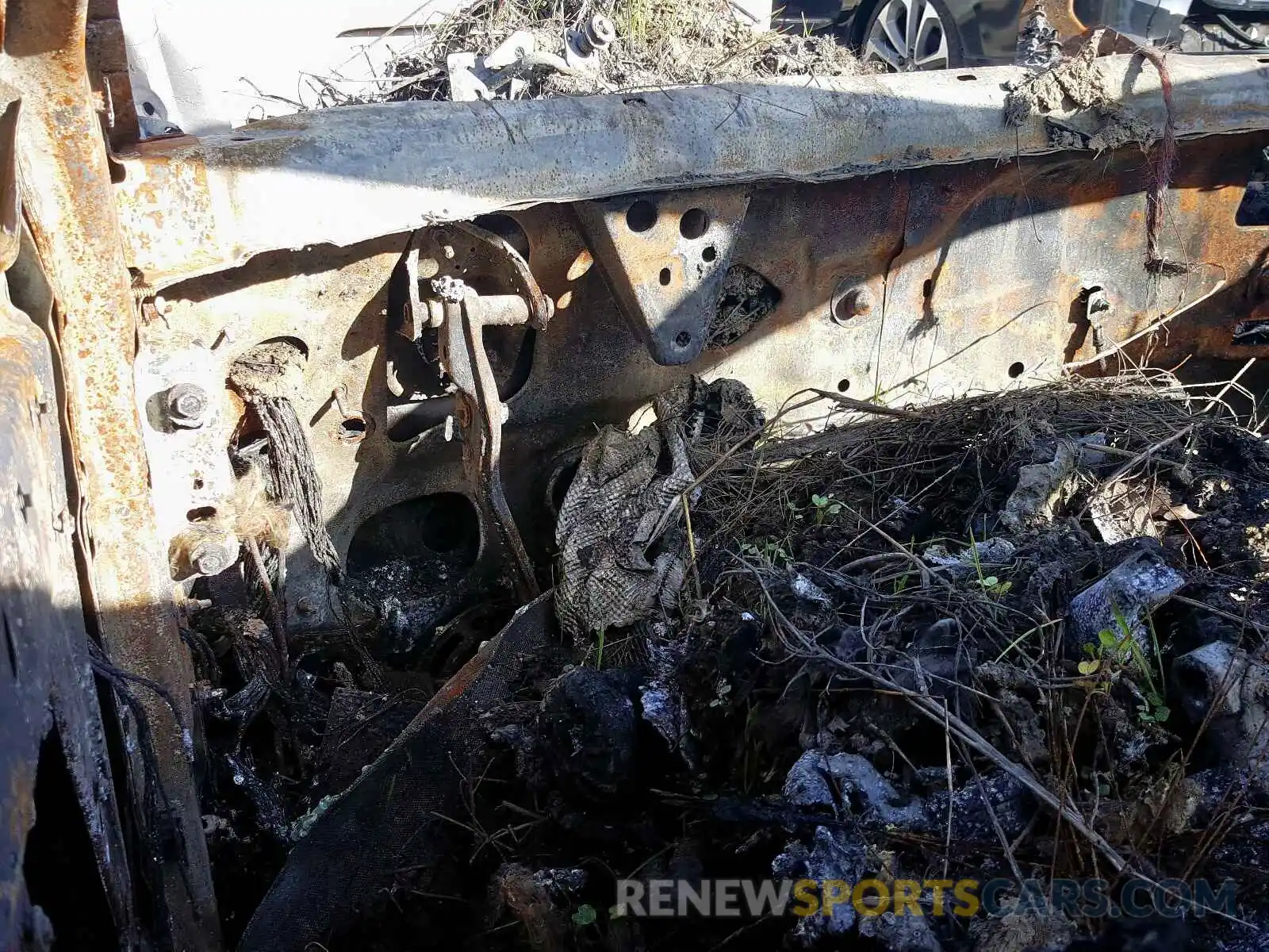 8 Фотография поврежденного автомобиля WDD7X8JB2KA001260 MERCEDES-BENZ AMG GT 63 2019