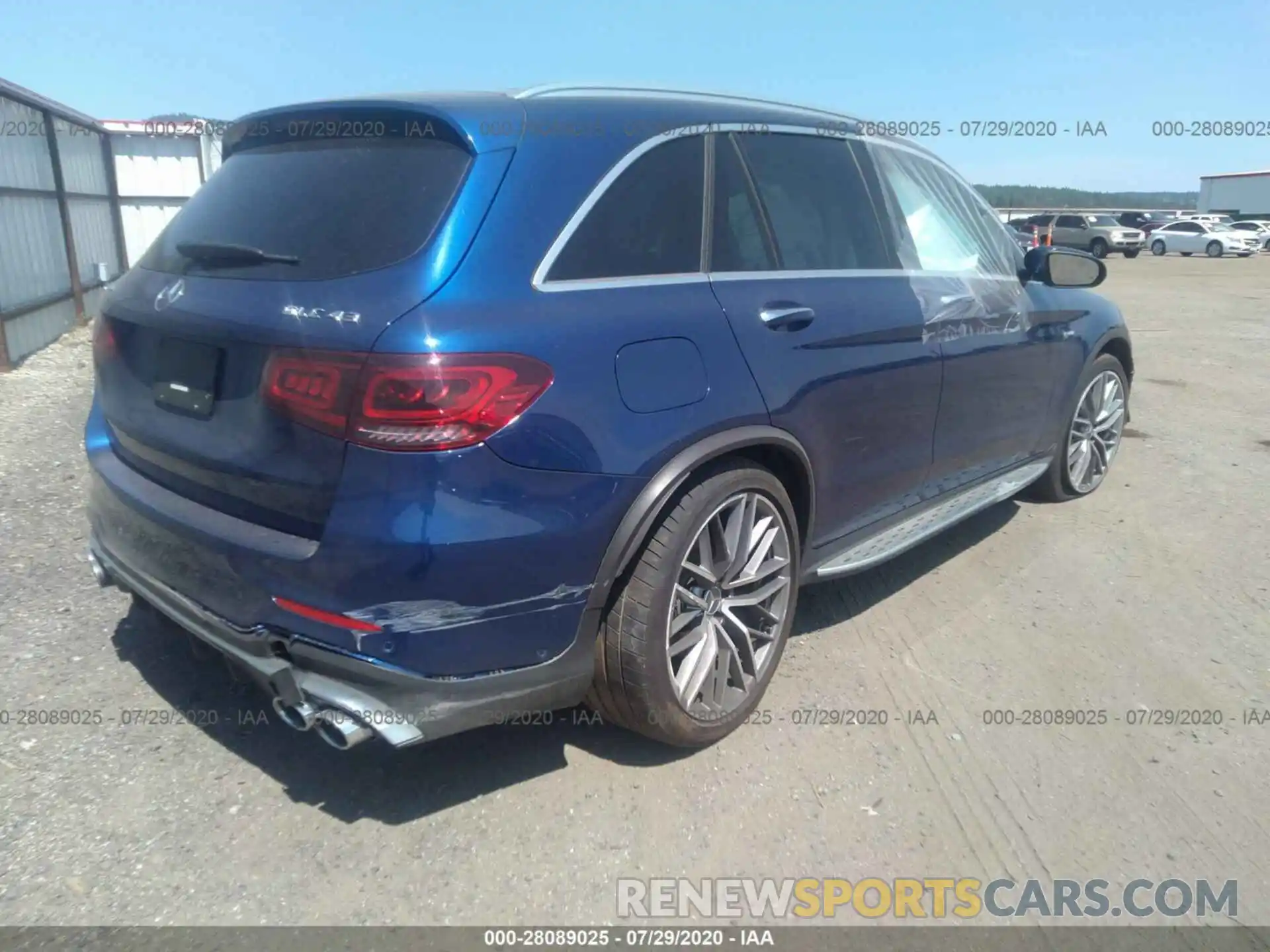 4 Photograph of a damaged car 00000000000725044 MERCEDES-BENZ AMG SLC43 2020