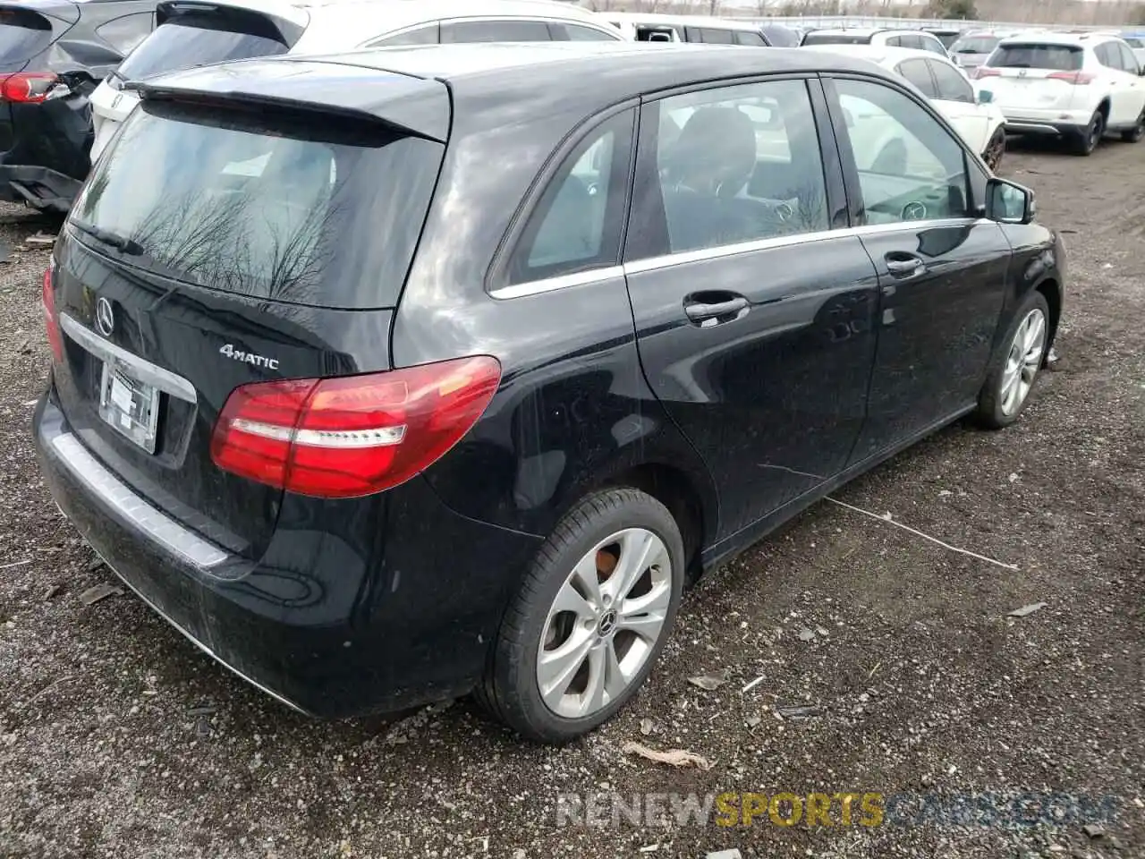 4 Photograph of a damaged car WDDMH4GB9KJ535212 MERCEDES-BENZ B-CLASS 2019