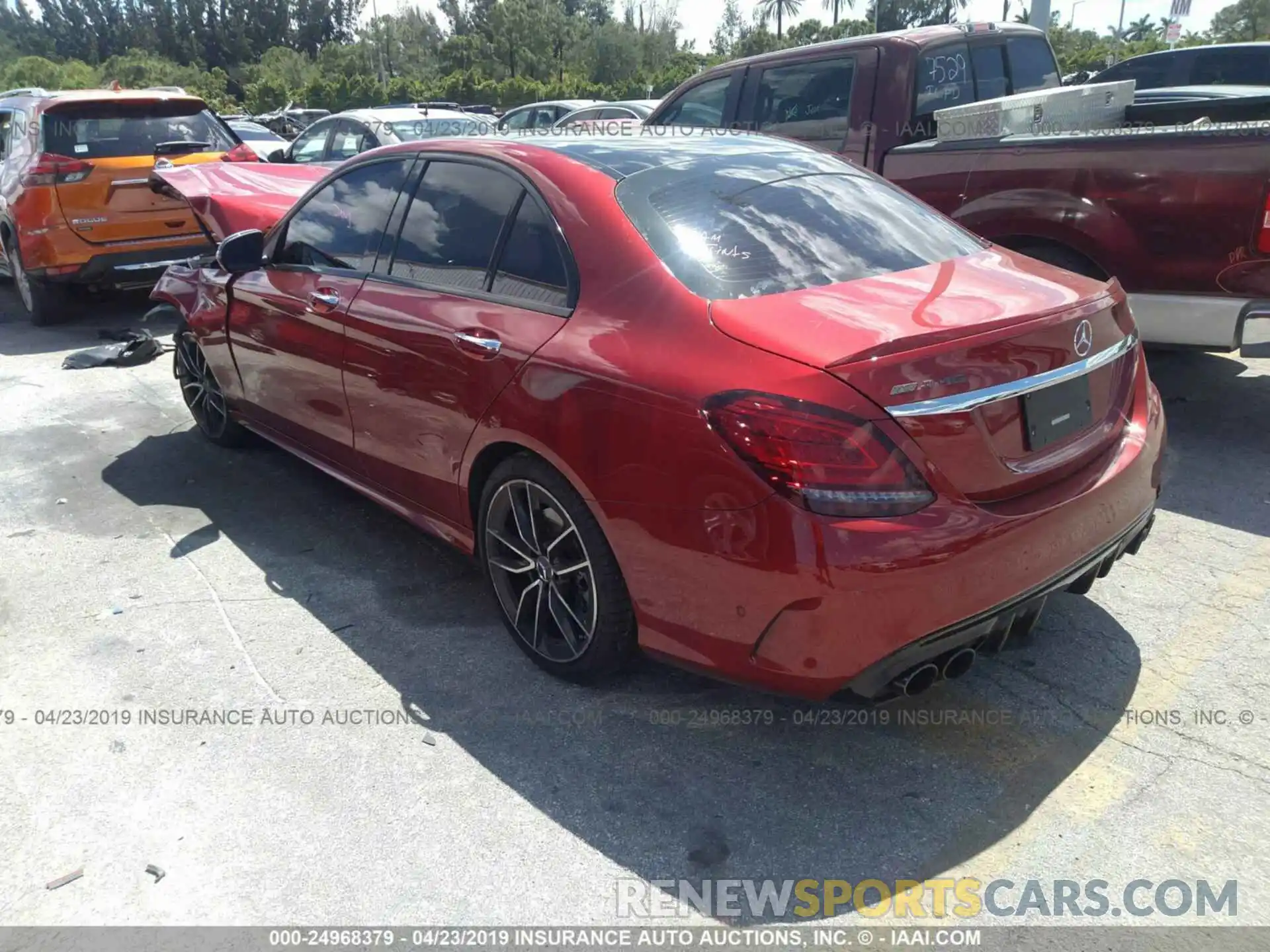 3 Photograph of a damaged car 55SWF6EB4KU298304 MERCEDES-BENZ C 2019