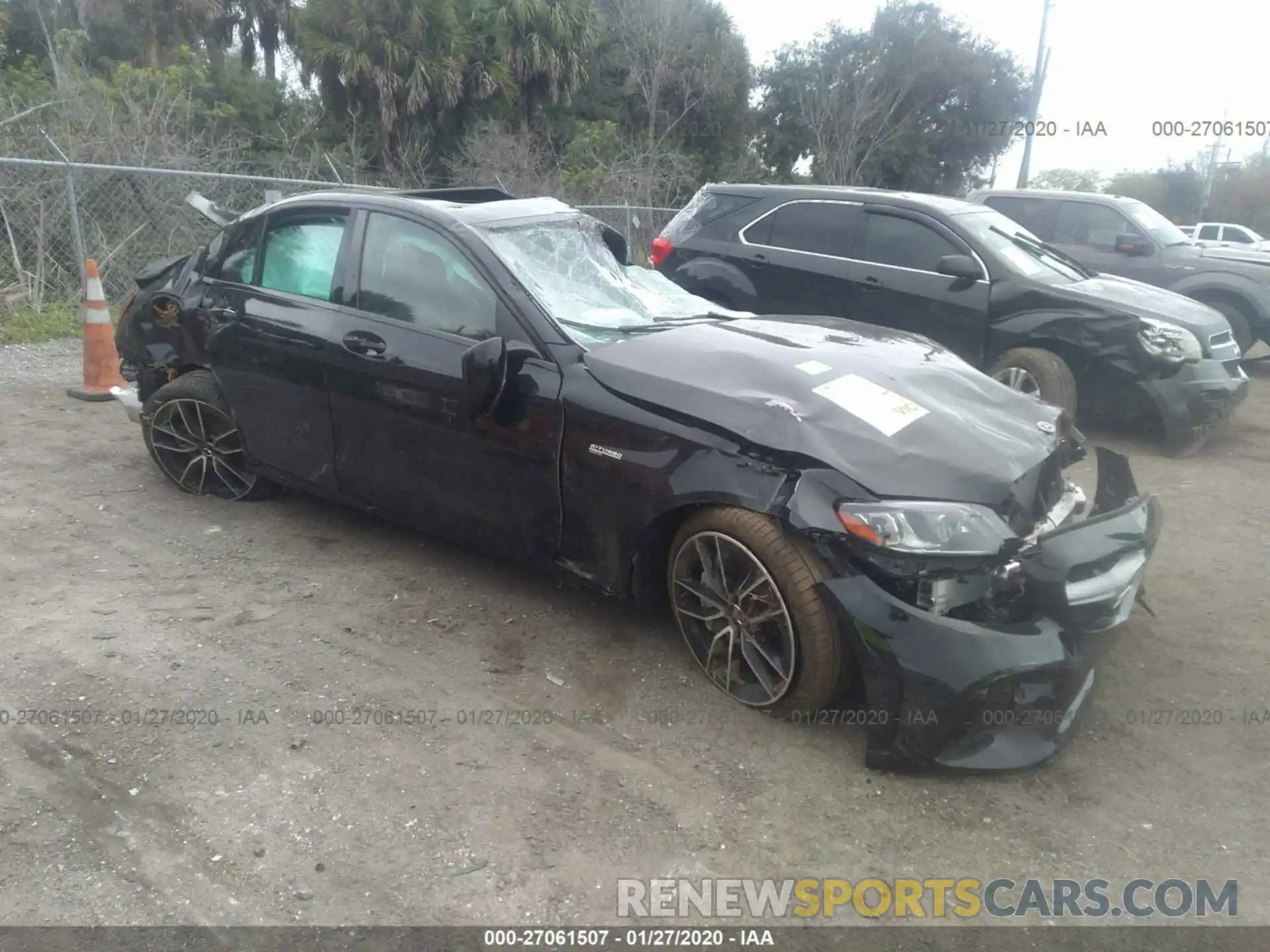 1 Photograph of a damaged car 55SWF6EB4KU317157 MERCEDES-BENZ C 2019