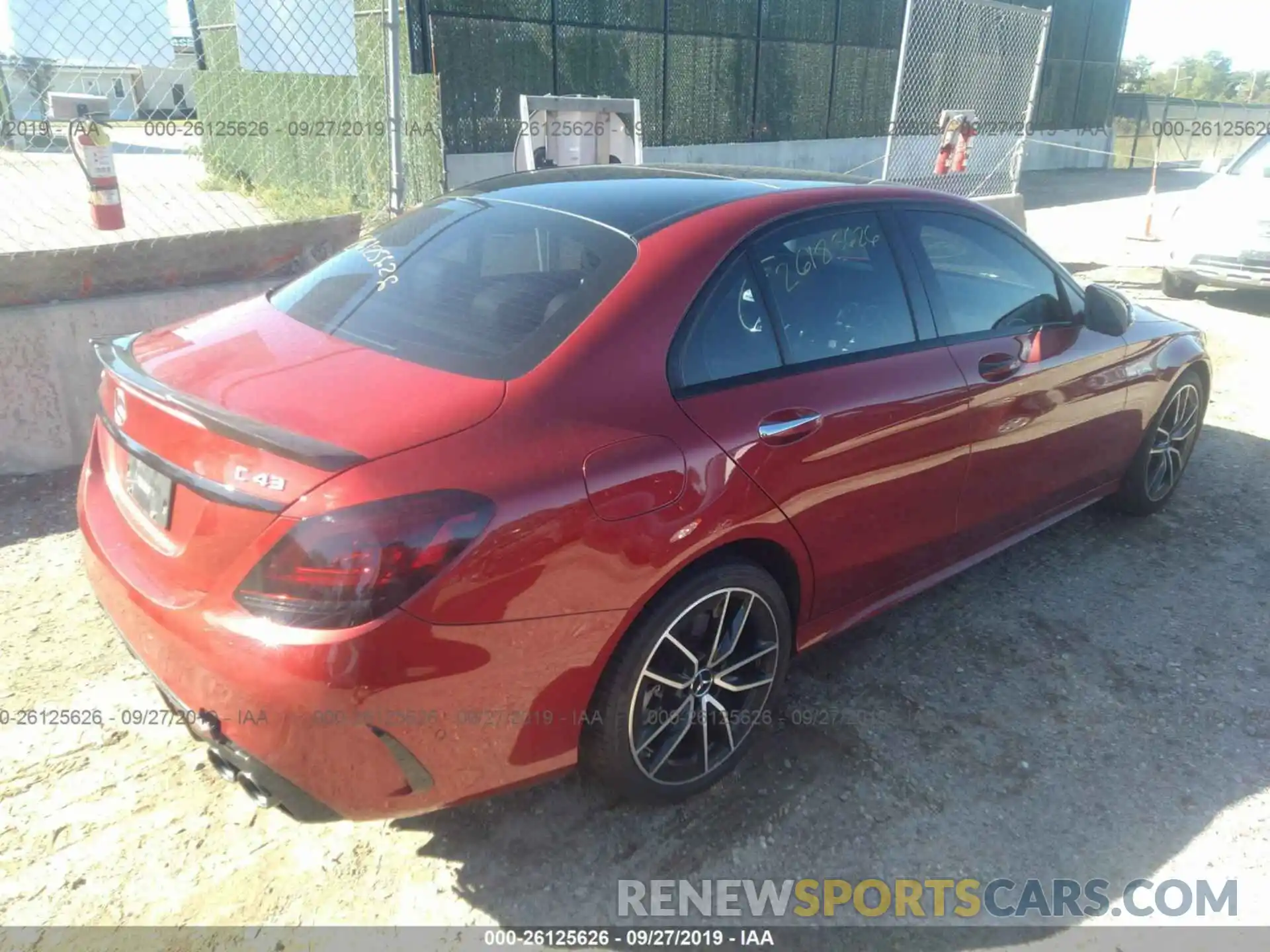 4 Photograph of a damaged car 55SWF6EB8KU283899 MERCEDES-BENZ C 2019