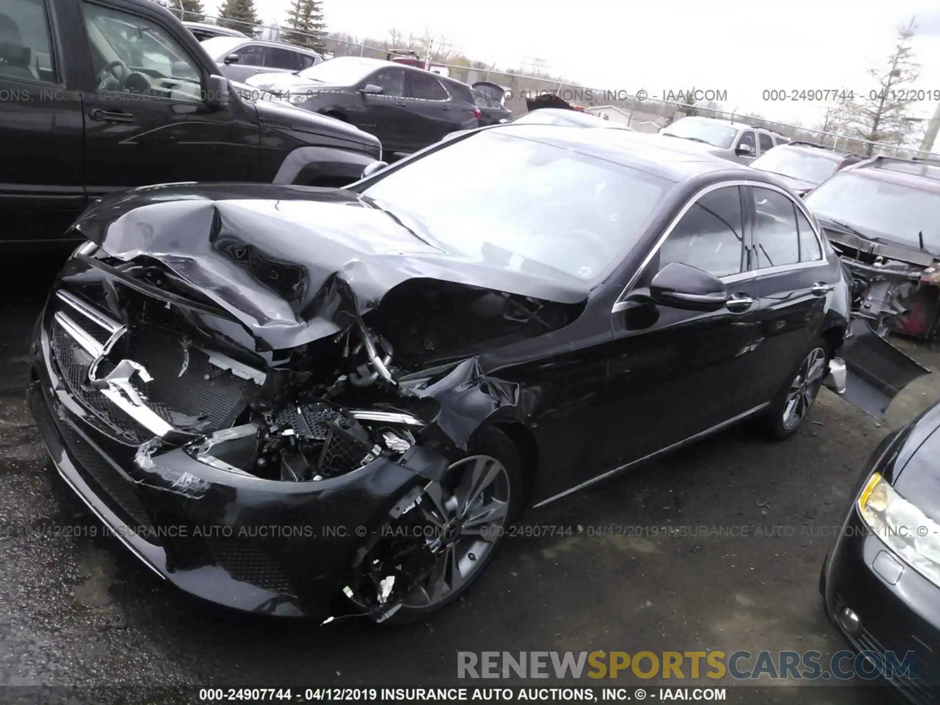 2 Photograph of a damaged car 55SWF8DB0KU308131 MERCEDES-BENZ C 2019