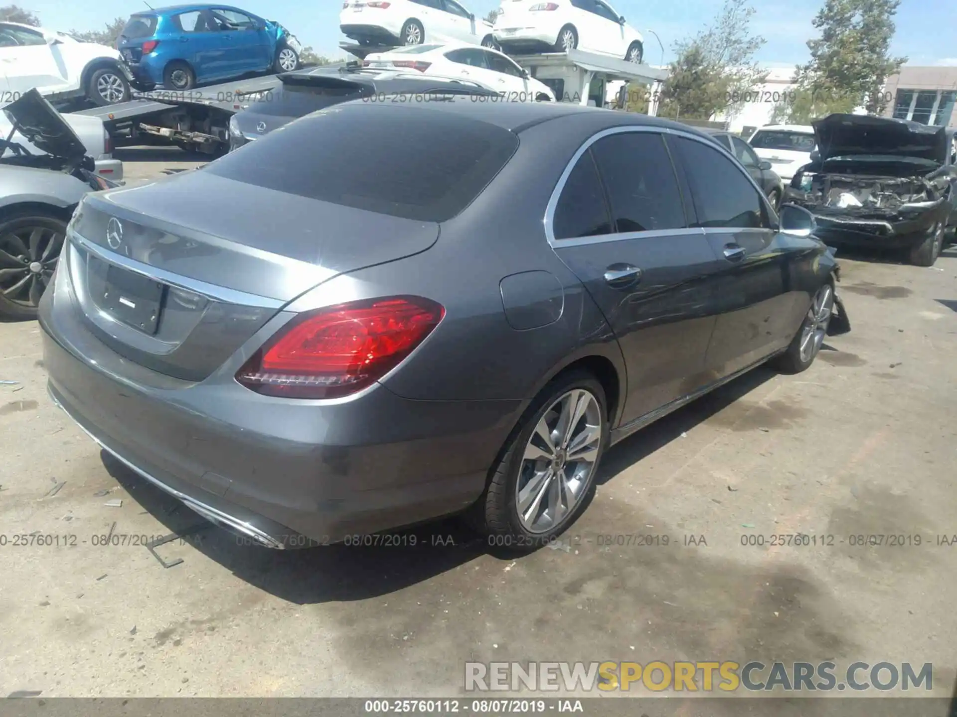 4 Фотография поврежденного автомобиля 55SWF8DB0KU312647 MERCEDES-BENZ C 2019