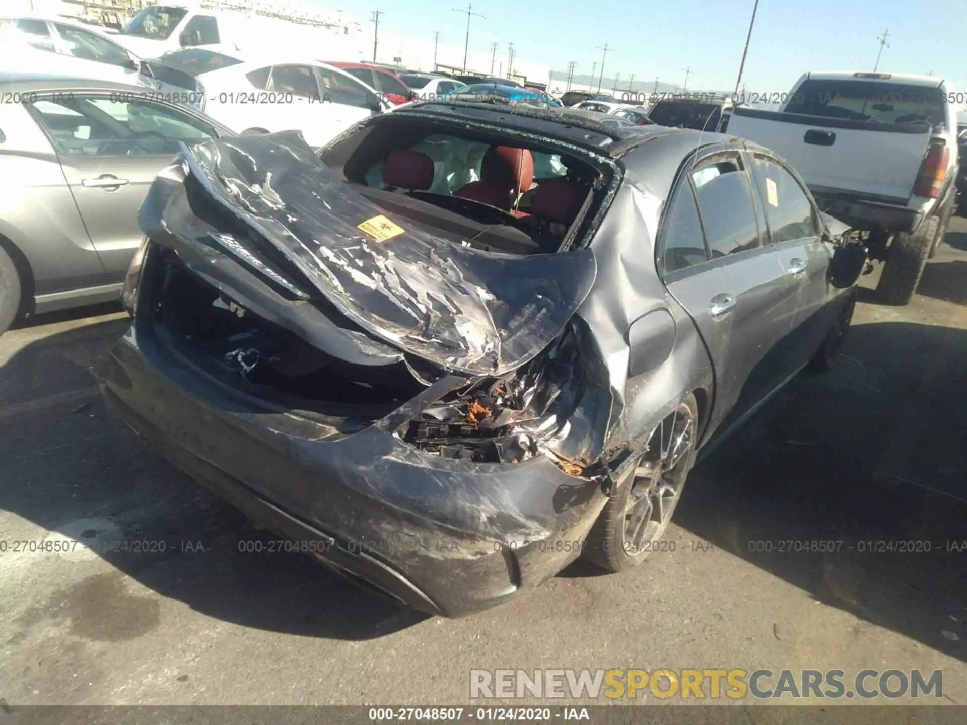 4 Photograph of a damaged car 55SWF8DB0KU322482 MERCEDES-BENZ C 2019