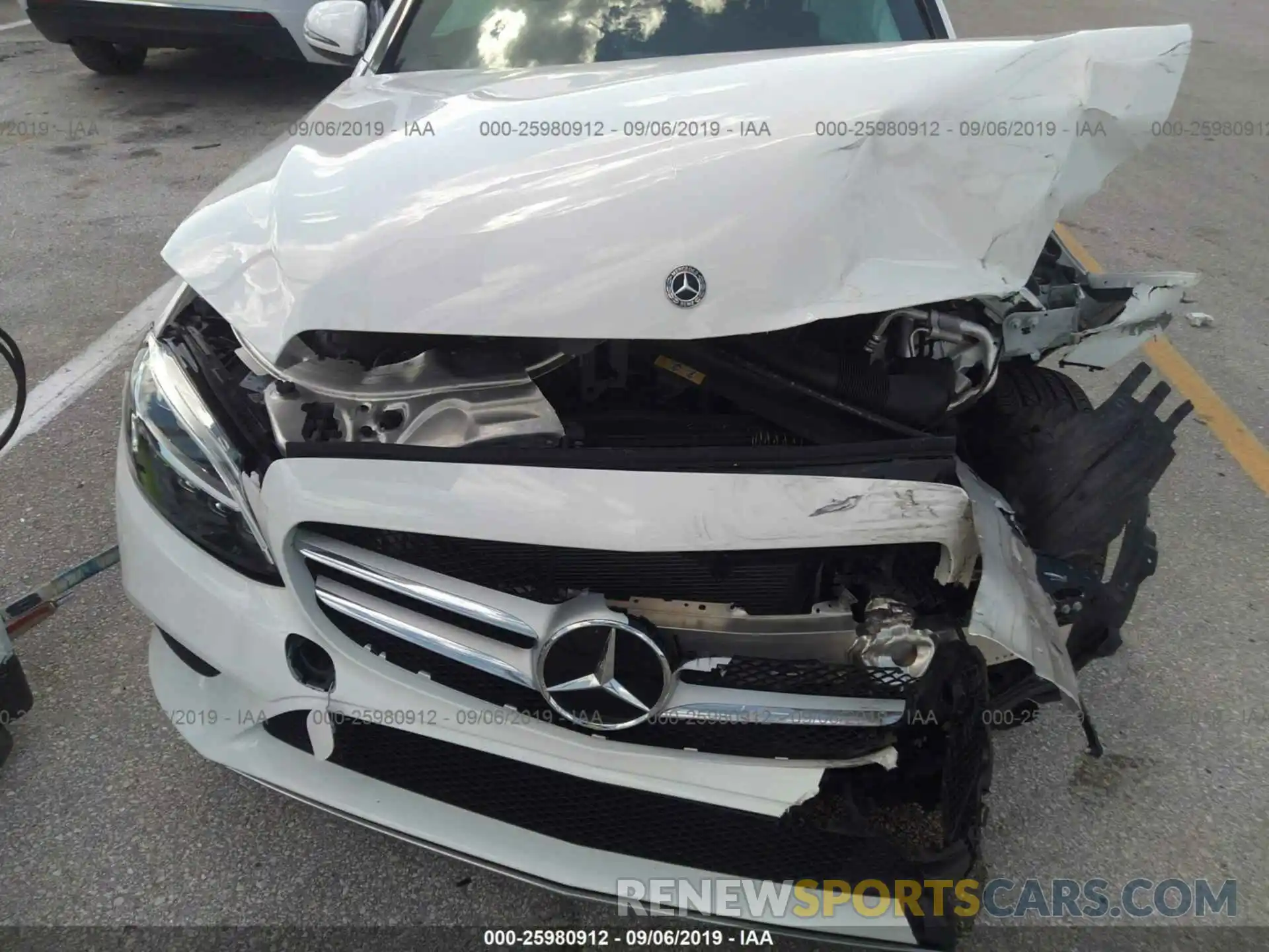 6 Photograph of a damaged car 55SWF8DB1KU296796 MERCEDES-BENZ C 2019