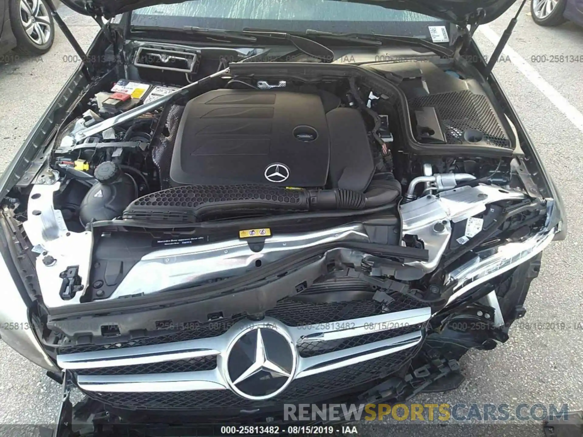 10 Photograph of a damaged car 55SWF8DB2KU293390 MERCEDES-BENZ C 2019