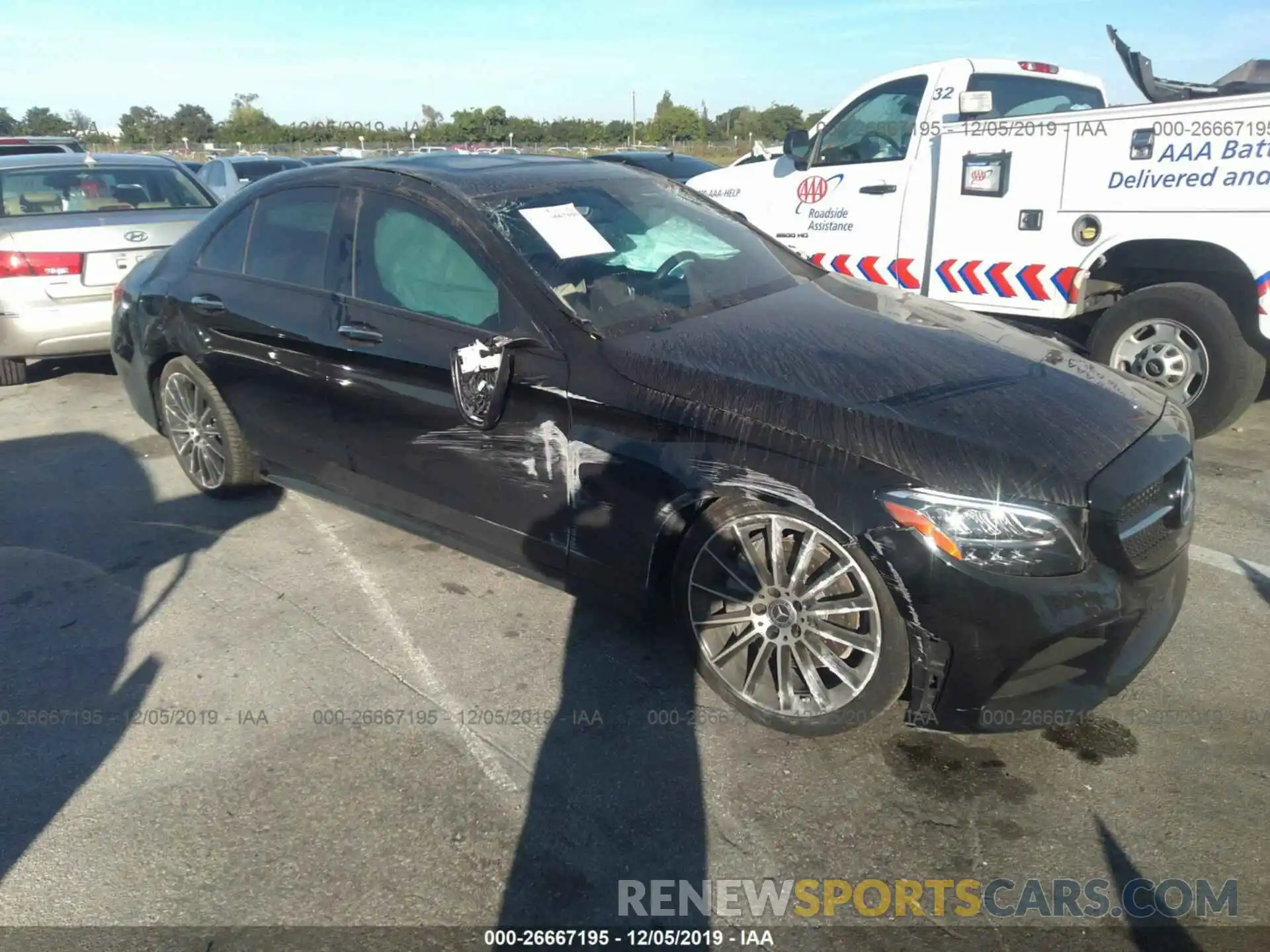 1 Photograph of a damaged car 55SWF8DB2KU296273 MERCEDES-BENZ C 2019