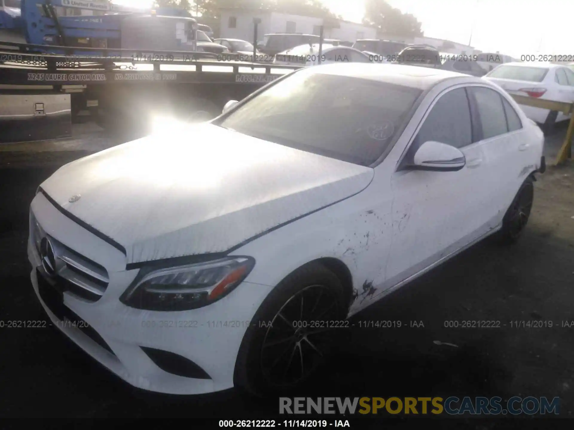 2 Photograph of a damaged car 55SWF8DB2KU311838 MERCEDES-BENZ C 2019