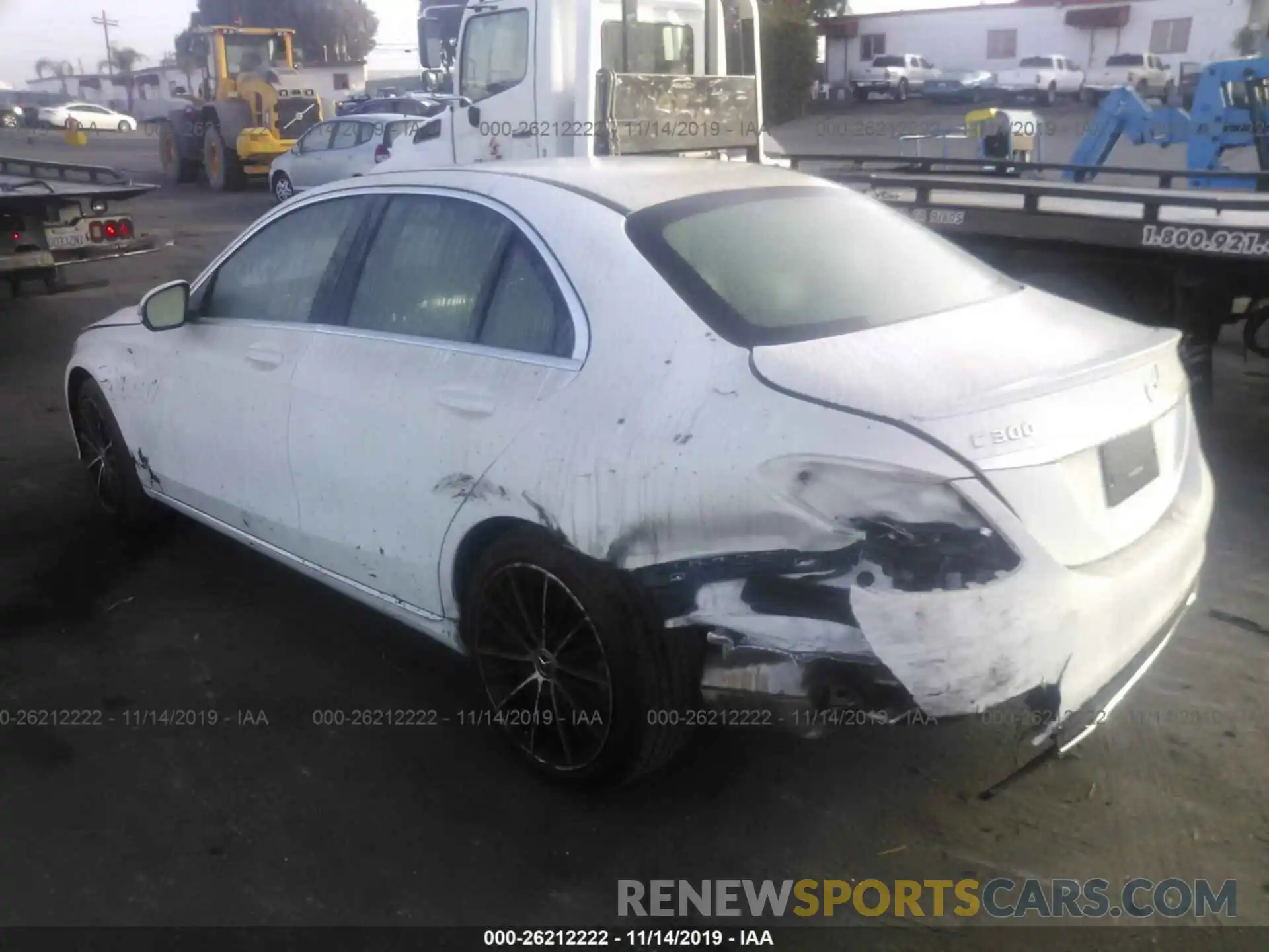 3 Photograph of a damaged car 55SWF8DB2KU311838 MERCEDES-BENZ C 2019