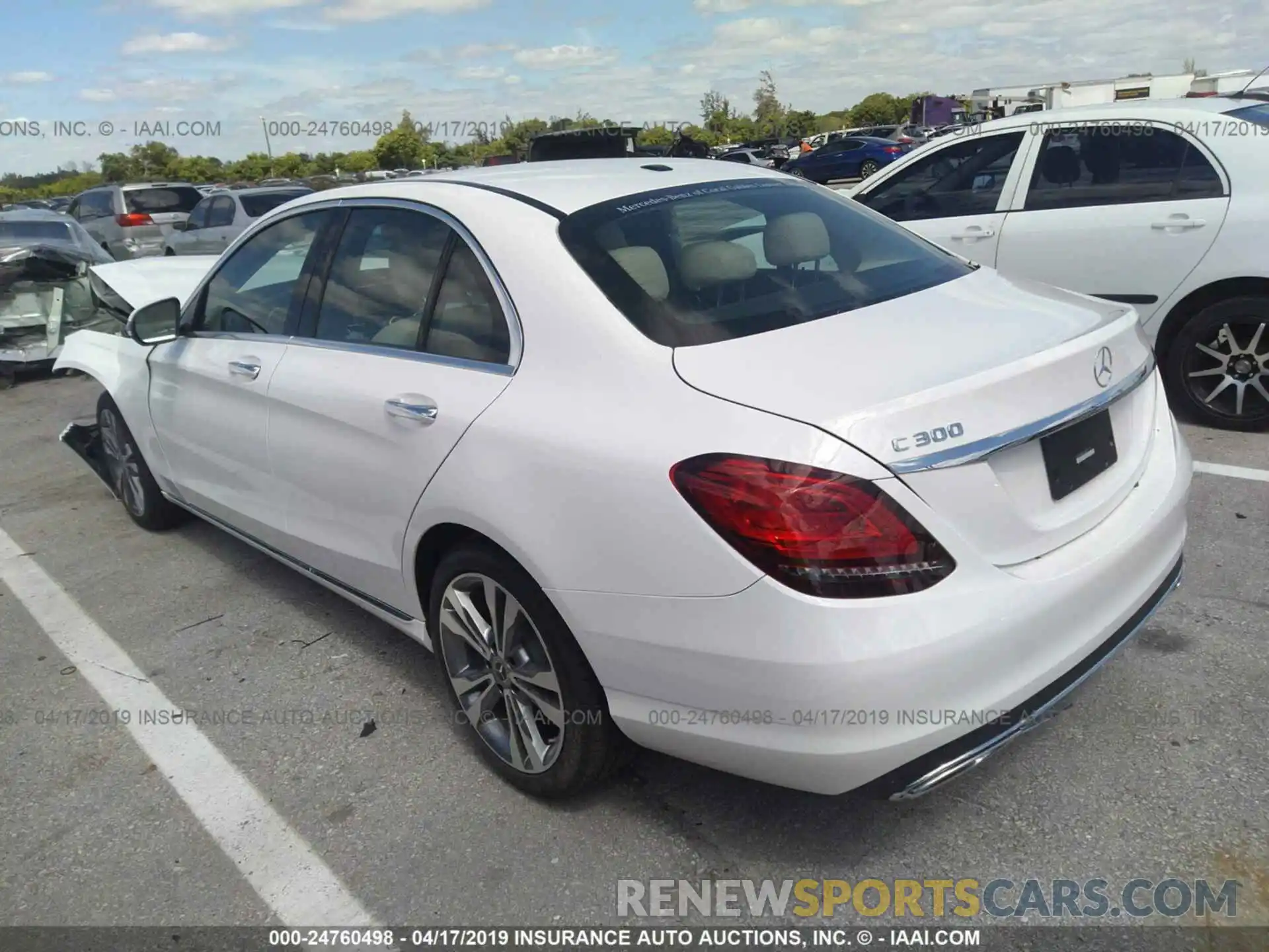 3 Photograph of a damaged car 55SWF8DB3KU304400 MERCEDES-BENZ C 2019