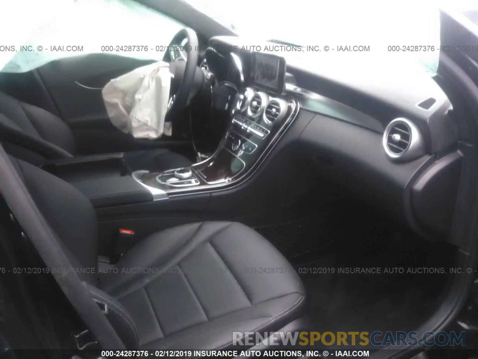 5 Photograph of a damaged car 55SWF8DB4KU294007 MERCEDES-BENZ C 2019