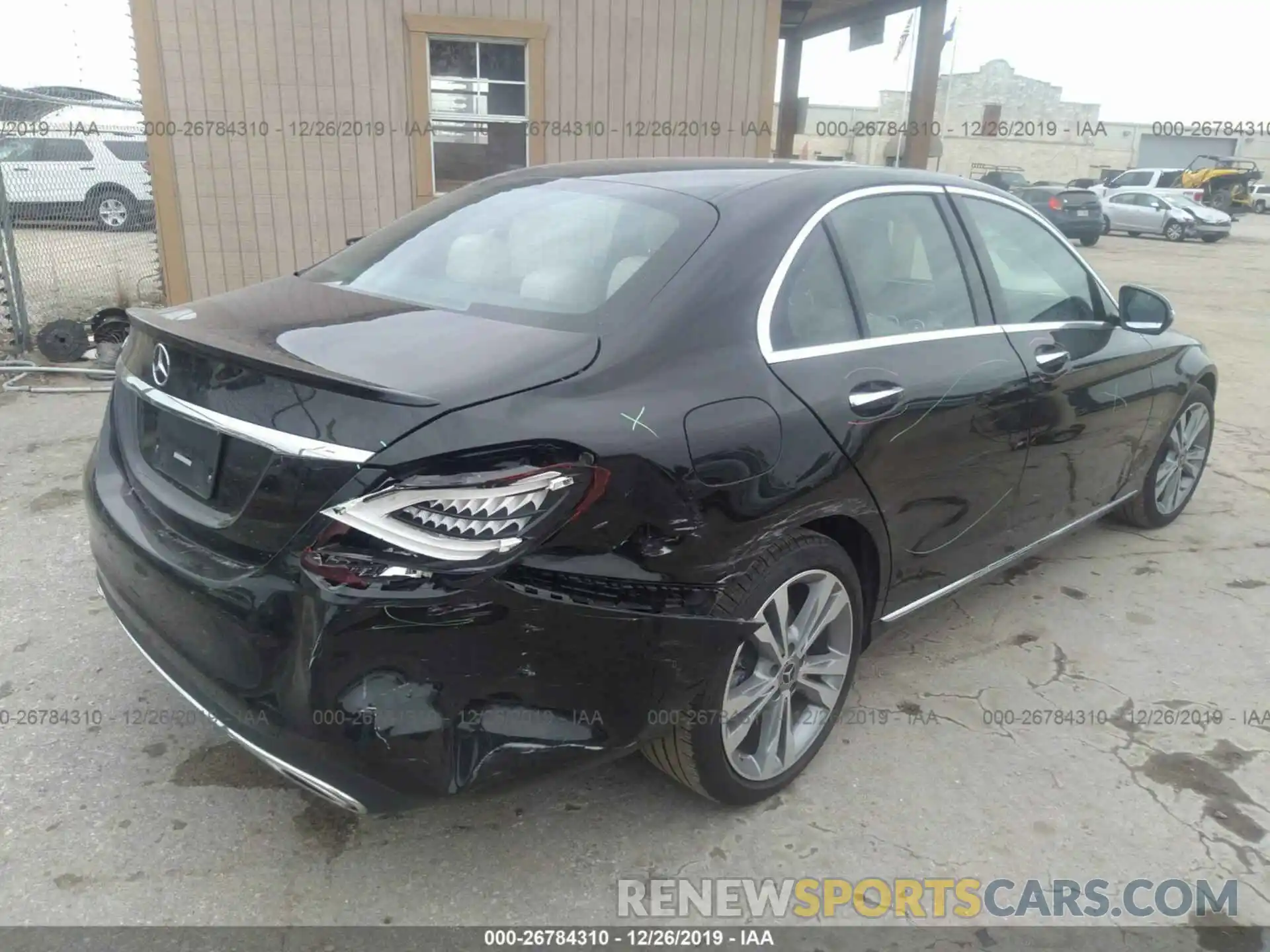 4 Photograph of a damaged car 55SWF8DB4KU295478 MERCEDES-BENZ C 2019