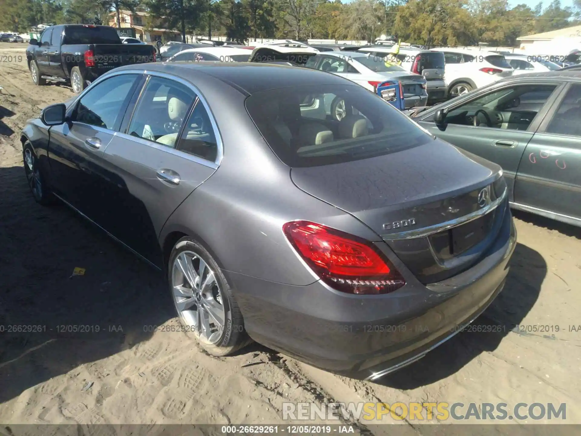 3 Photograph of a damaged car 55SWF8DB4KU316751 MERCEDES-BENZ C 2019