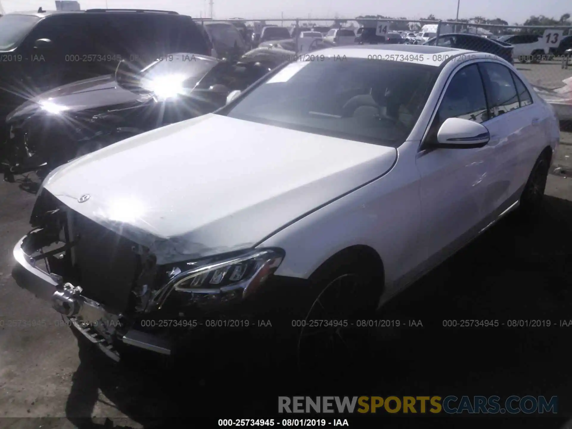 2 Photograph of a damaged car 55SWF8DB4KU318113 MERCEDES-BENZ C 2019