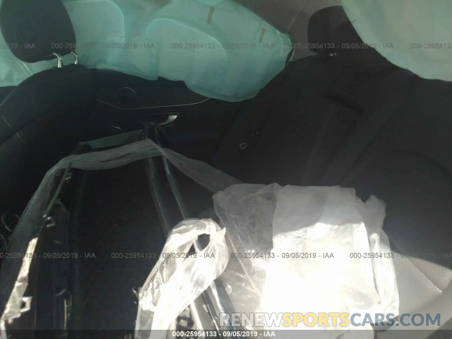 8 Photograph of a damaged car 55SWF8DB5KU294338 MERCEDES-BENZ C 2019