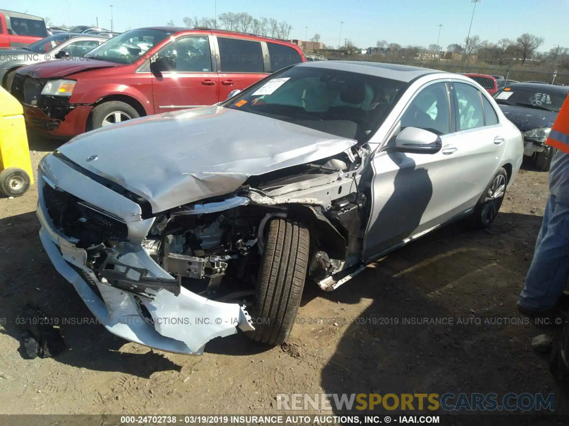 2 Photograph of a damaged car 55SWF8DB6KU288824 MERCEDES-BENZ C 2019