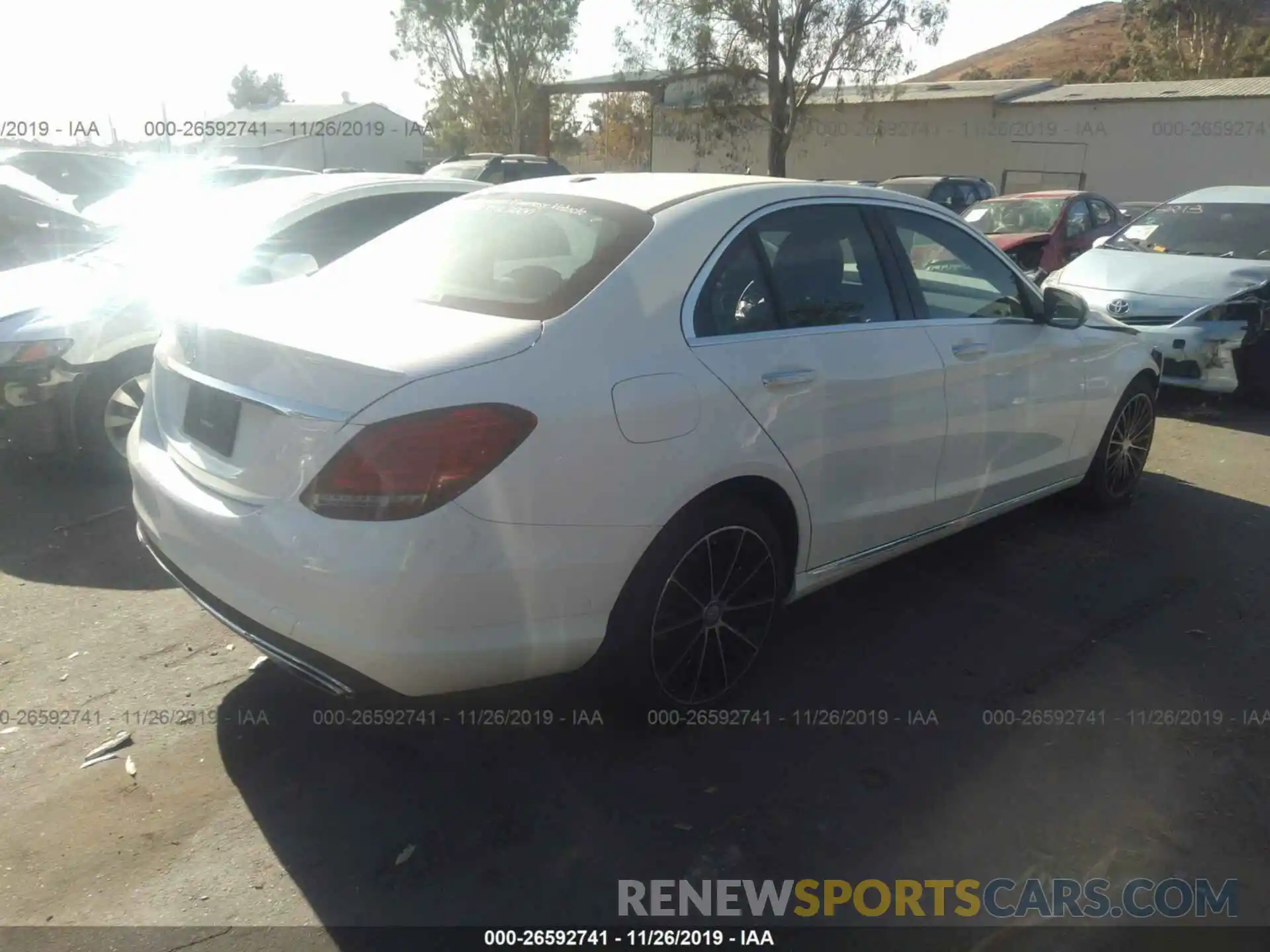 4 Photograph of a damaged car 55SWF8DB6KU303077 MERCEDES-BENZ C 2019