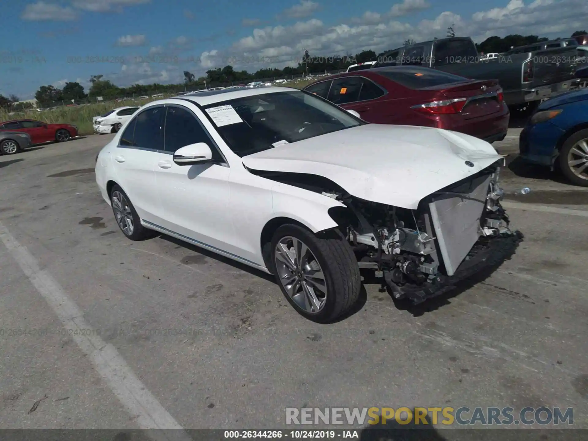 1 Photograph of a damaged car 55SWF8DB7KU296169 MERCEDES-BENZ C 2019