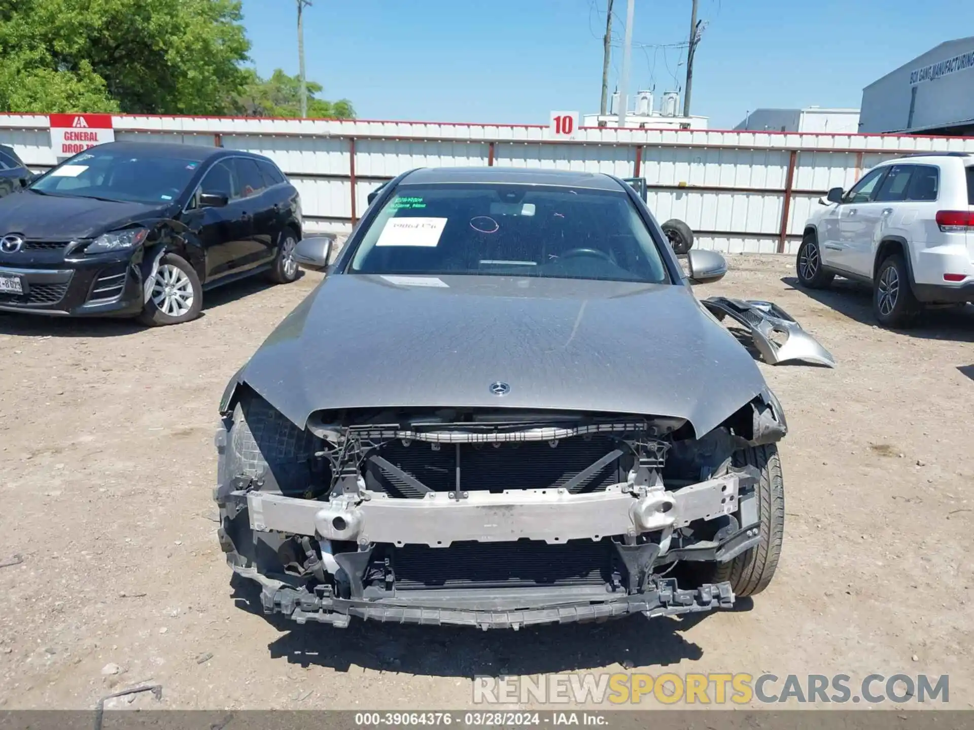 13 Photograph of a damaged car 55SWF8DB8KU299386 MERCEDES-BENZ C 2019