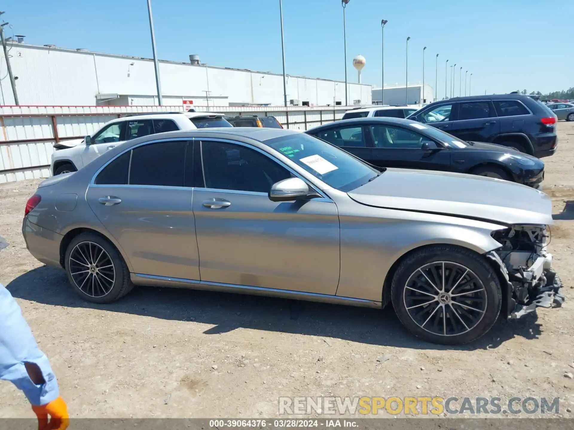 14 Photograph of a damaged car 55SWF8DB8KU299386 MERCEDES-BENZ C 2019