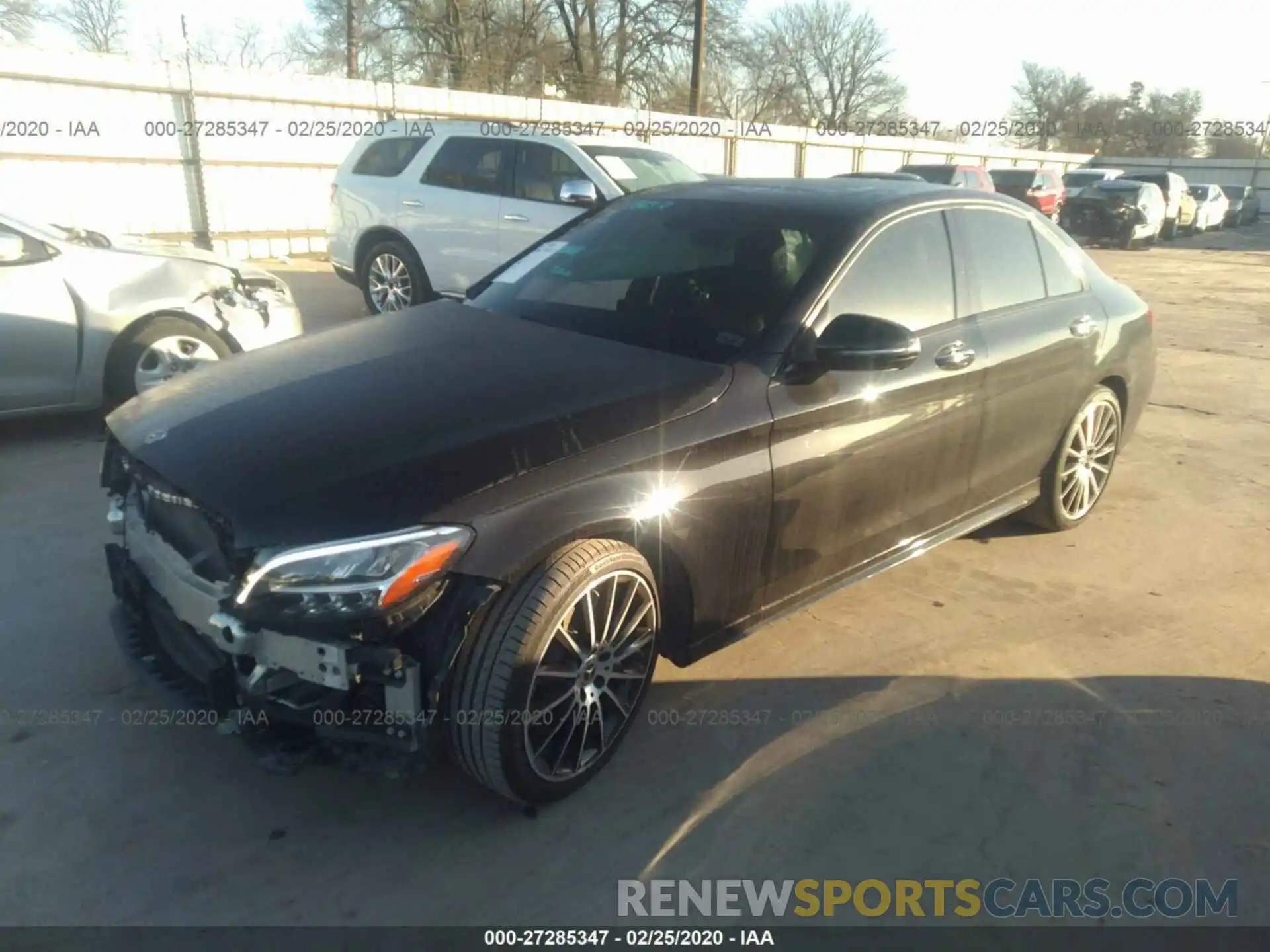 2 Photograph of a damaged car 55SWF8DB8KU301105 MERCEDES-BENZ C 2019