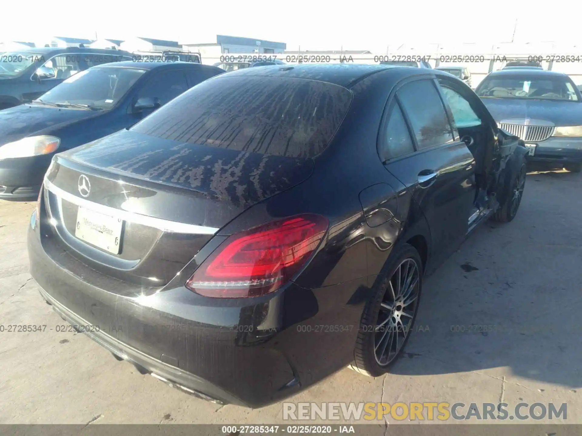 4 Photograph of a damaged car 55SWF8DB8KU301105 MERCEDES-BENZ C 2019