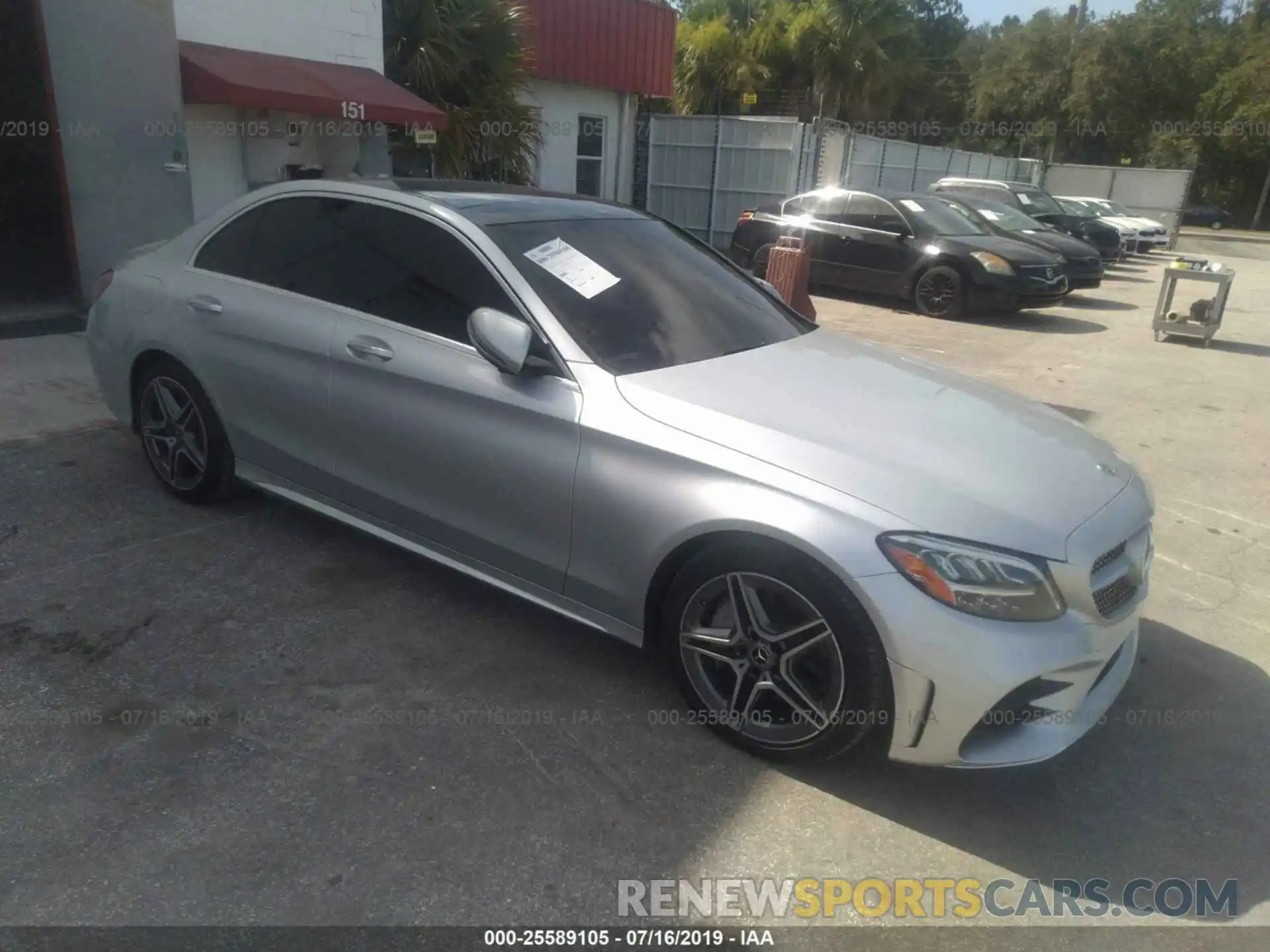 1 Photograph of a damaged car 55SWF8DB9KU283939 MERCEDES-BENZ C 2019