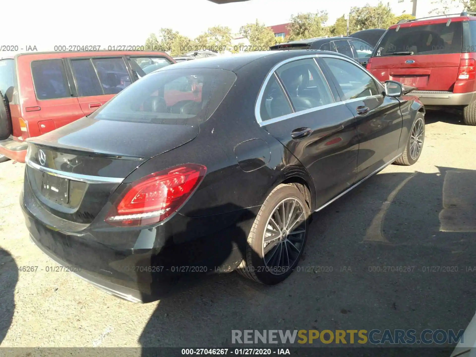 4 Photograph of a damaged car 55SWF8DB9KU289014 MERCEDES-BENZ C 2019