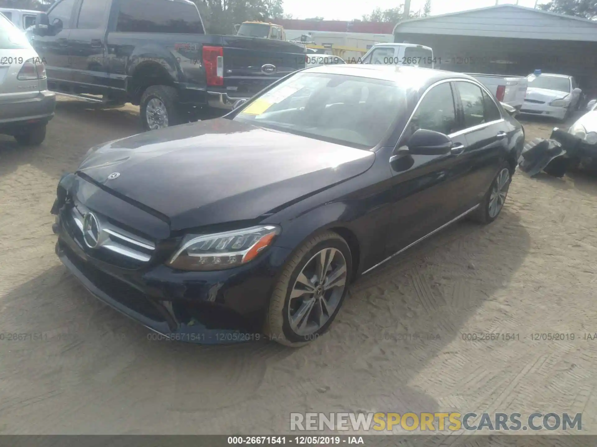 2 Photograph of a damaged car 55SWF8DB9KU296397 MERCEDES-BENZ C 2019