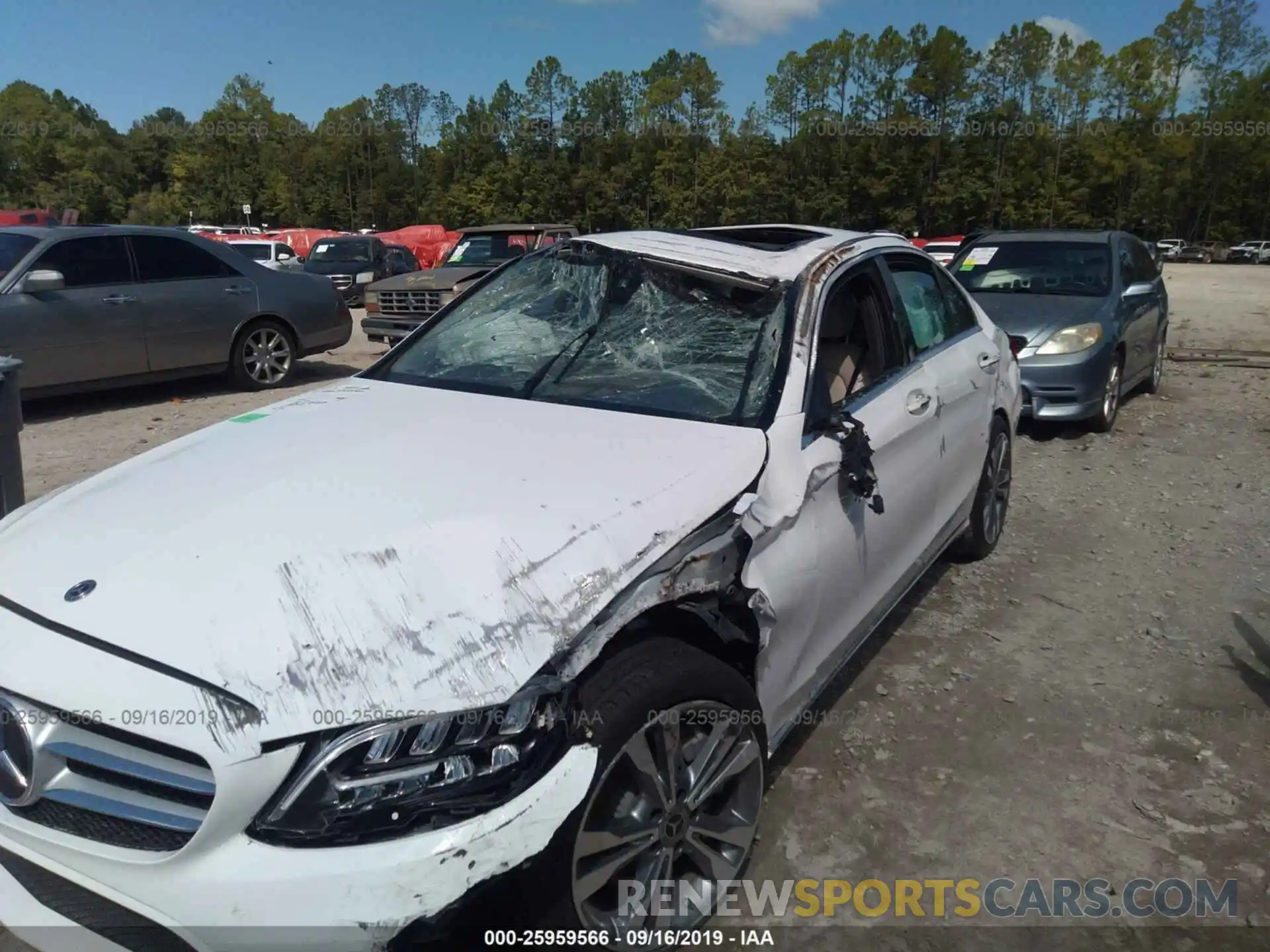 6 Photograph of a damaged car 55SWF8DB9KU302909 MERCEDES-BENZ C 2019