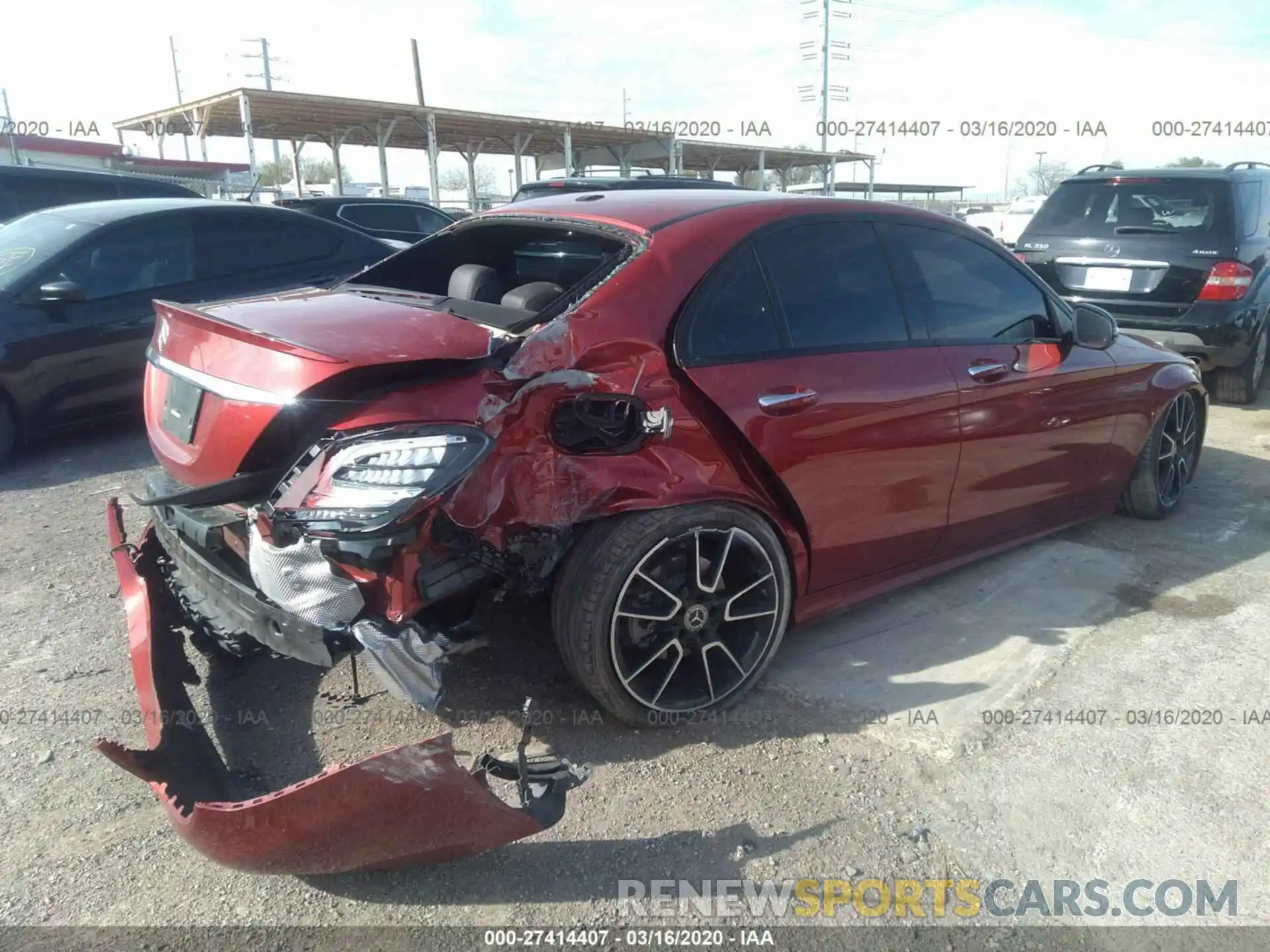 4 Photograph of a damaged car 55SWF8DB9KU303719 MERCEDES-BENZ C 2019