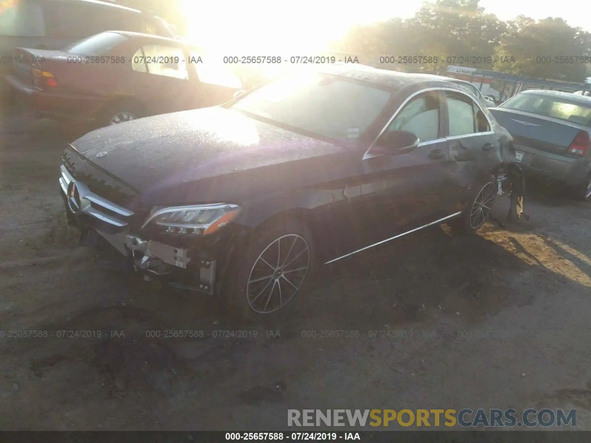 2 Photograph of a damaged car 55SWF8DBXKU285912 MERCEDES-BENZ C 2019