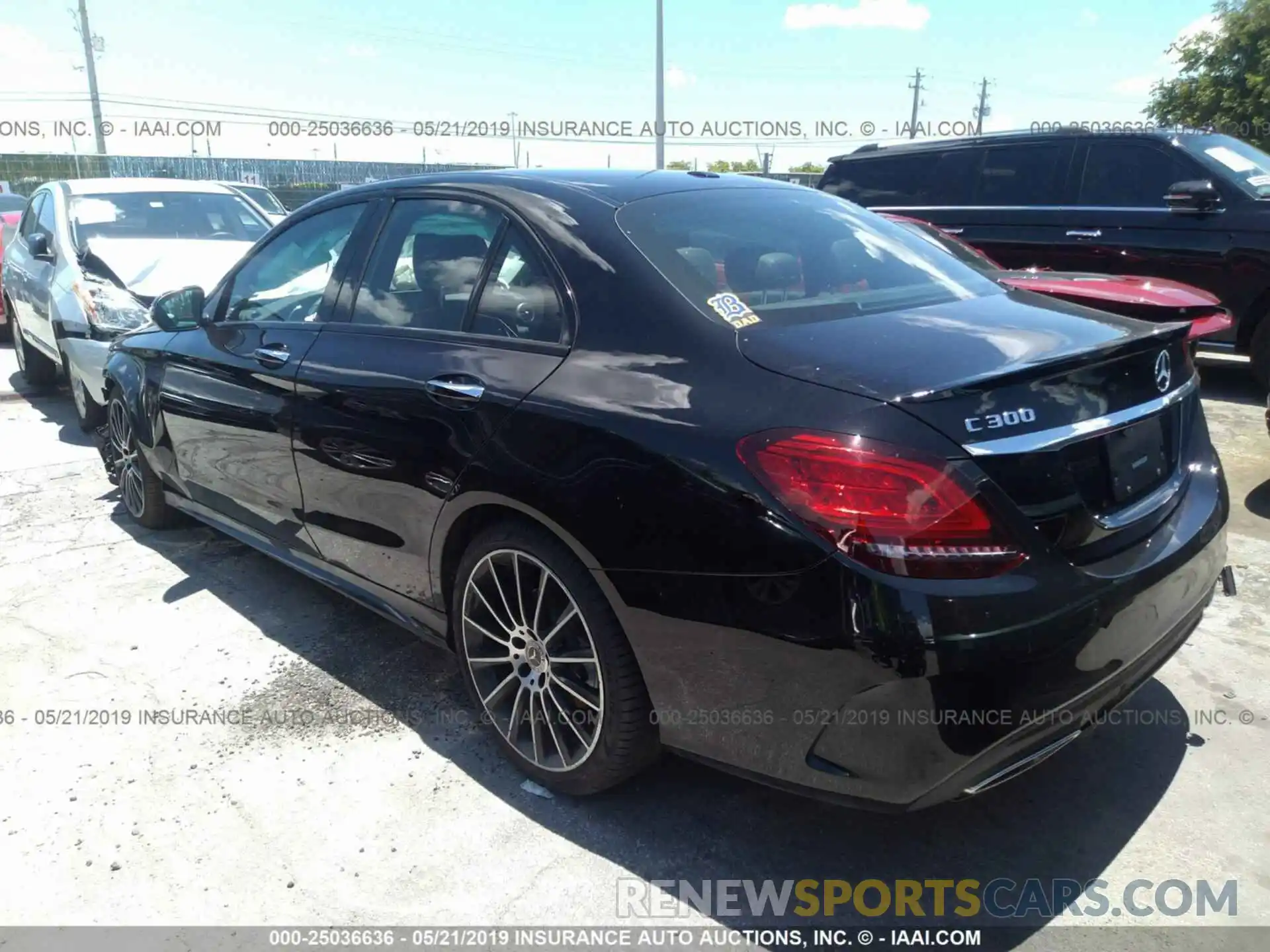 3 Photograph of a damaged car 55SWF8DBXKU295856 MERCEDES-BENZ C 2019