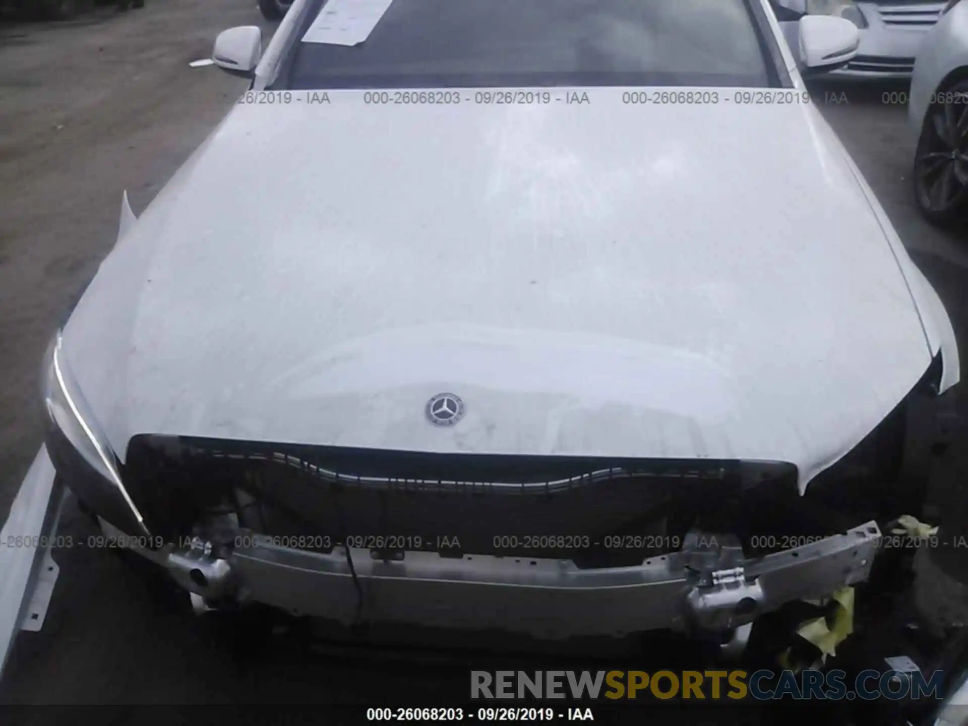 10 Photograph of a damaged car 55SWF8DBXKU322067 MERCEDES-BENZ C 2019