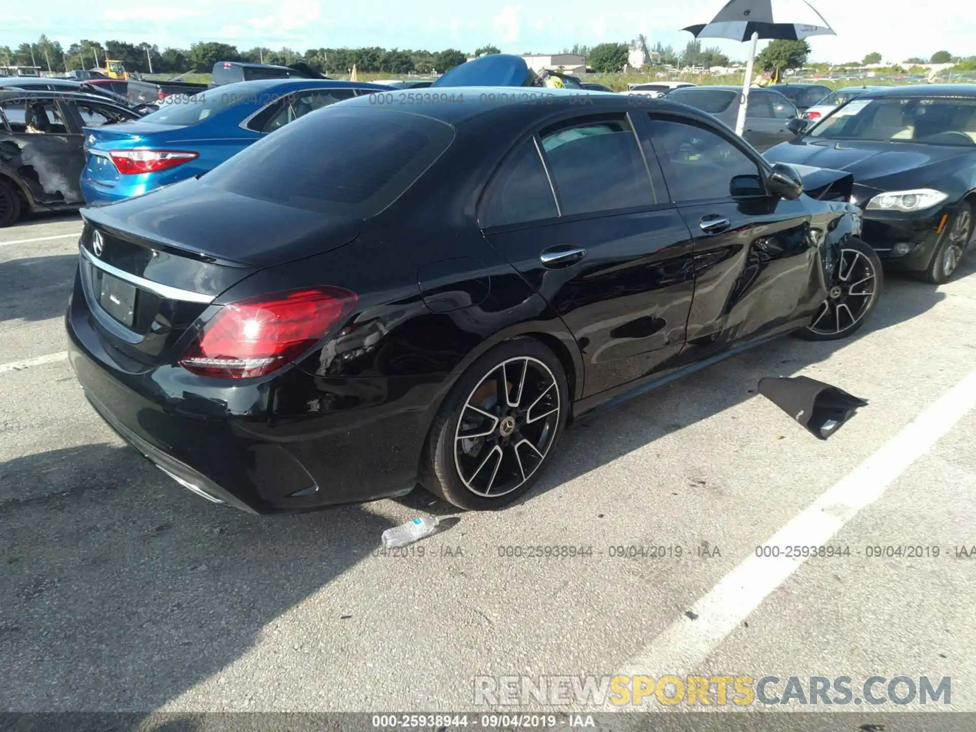 4 Photograph of a damaged car 55SWF8DBXKU322134 MERCEDES-BENZ C 2019