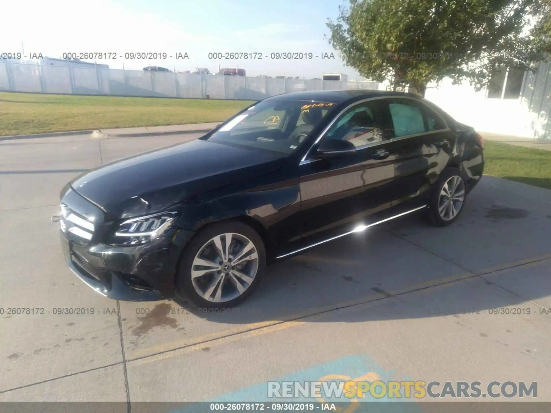 2 Фотография поврежденного автомобиля 55SWF8EB1KU285506 MERCEDES-BENZ C 2019