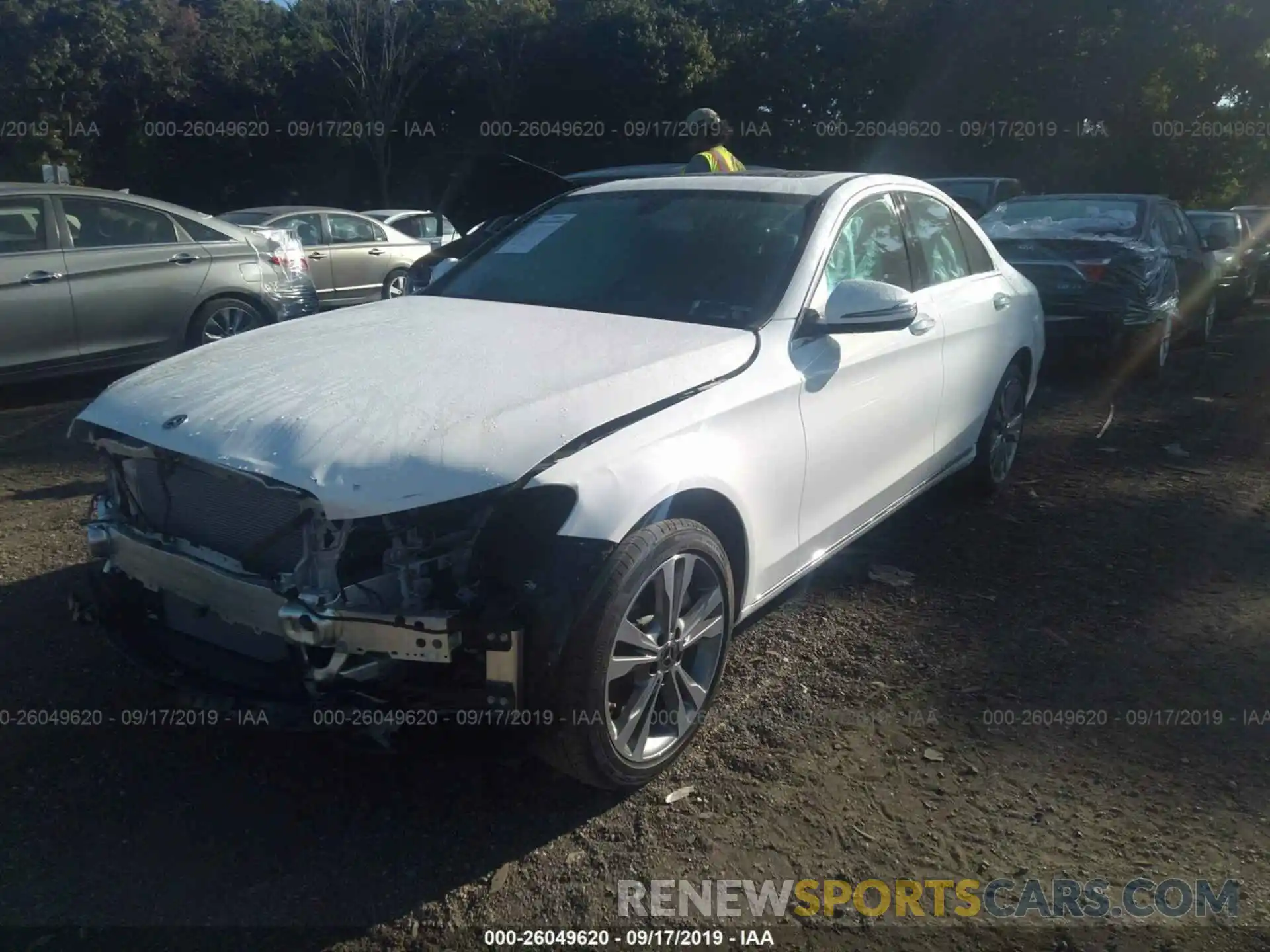 2 Photograph of a damaged car 55SWF8EB1KU321162 MERCEDES-BENZ C 2019