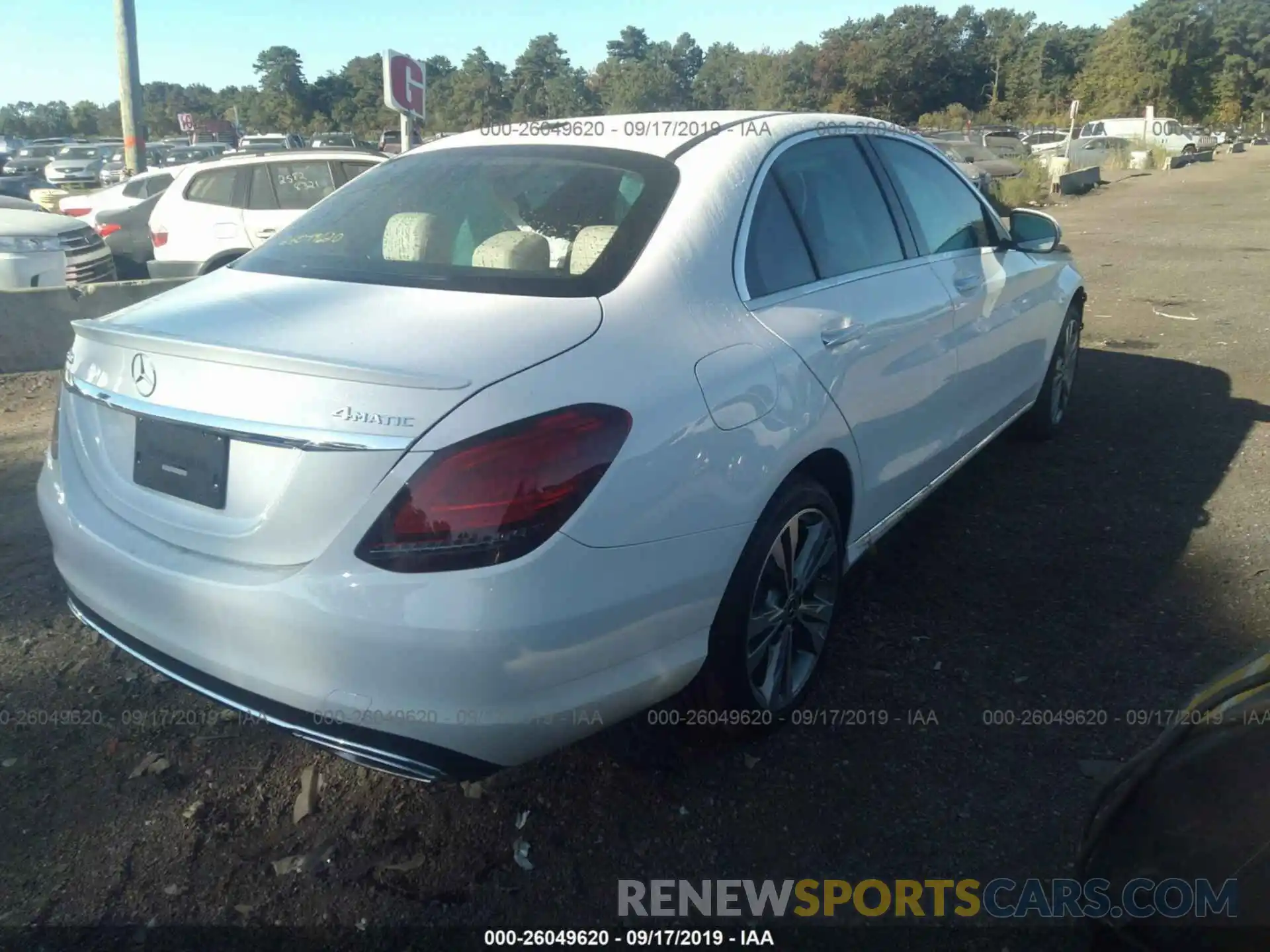 4 Photograph of a damaged car 55SWF8EB1KU321162 MERCEDES-BENZ C 2019