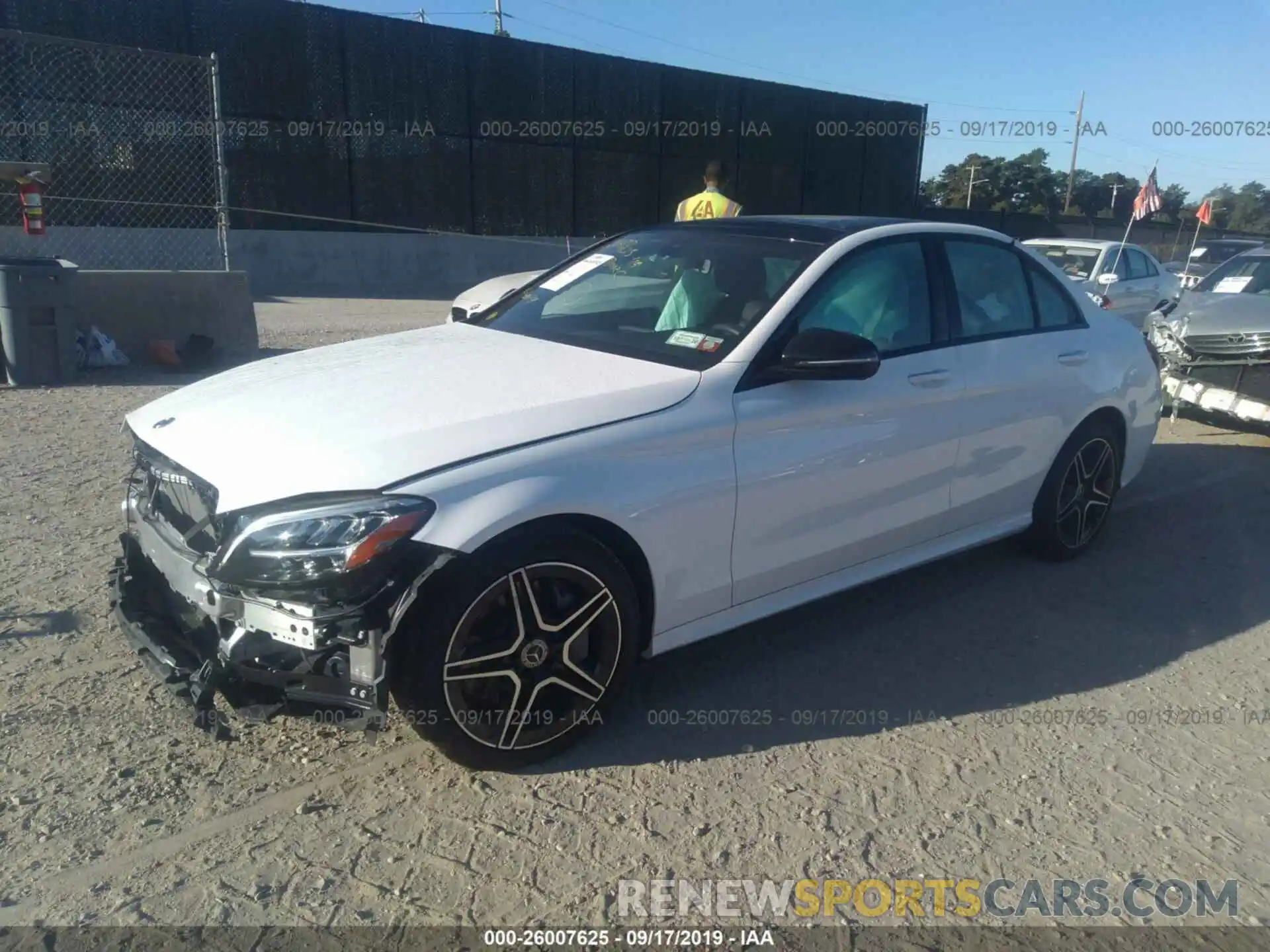 2 Photograph of a damaged car 55SWF8EB4KU306722 MERCEDES-BENZ C 2019