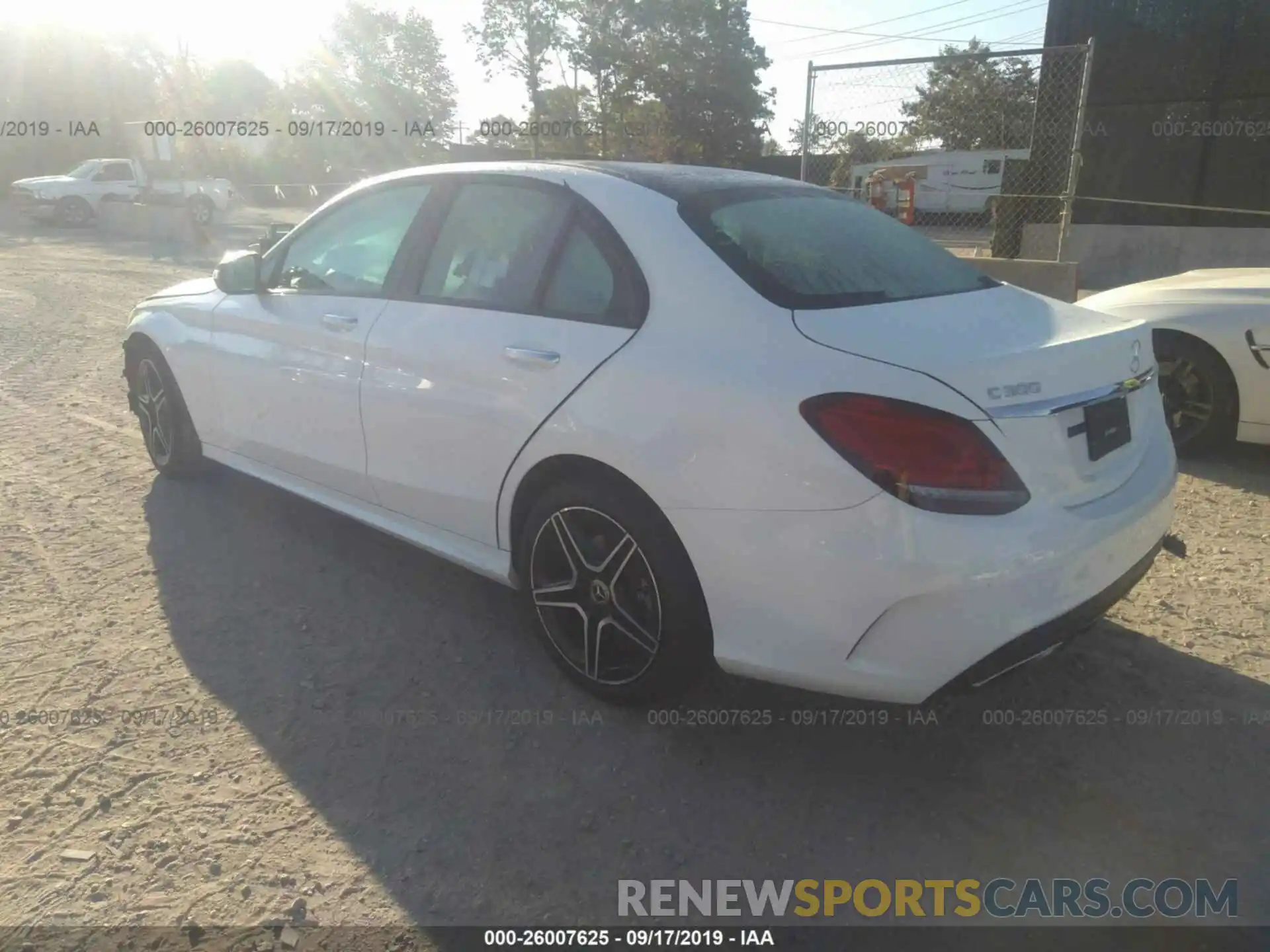 3 Photograph of a damaged car 55SWF8EB4KU306722 MERCEDES-BENZ C 2019