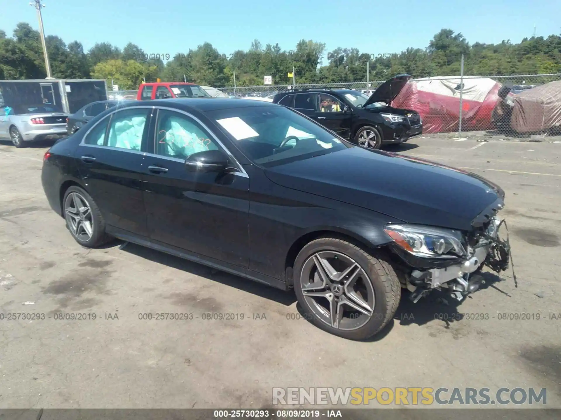 1 Photograph of a damaged car 55SWF8EB5KU298369 MERCEDES-BENZ C 2019