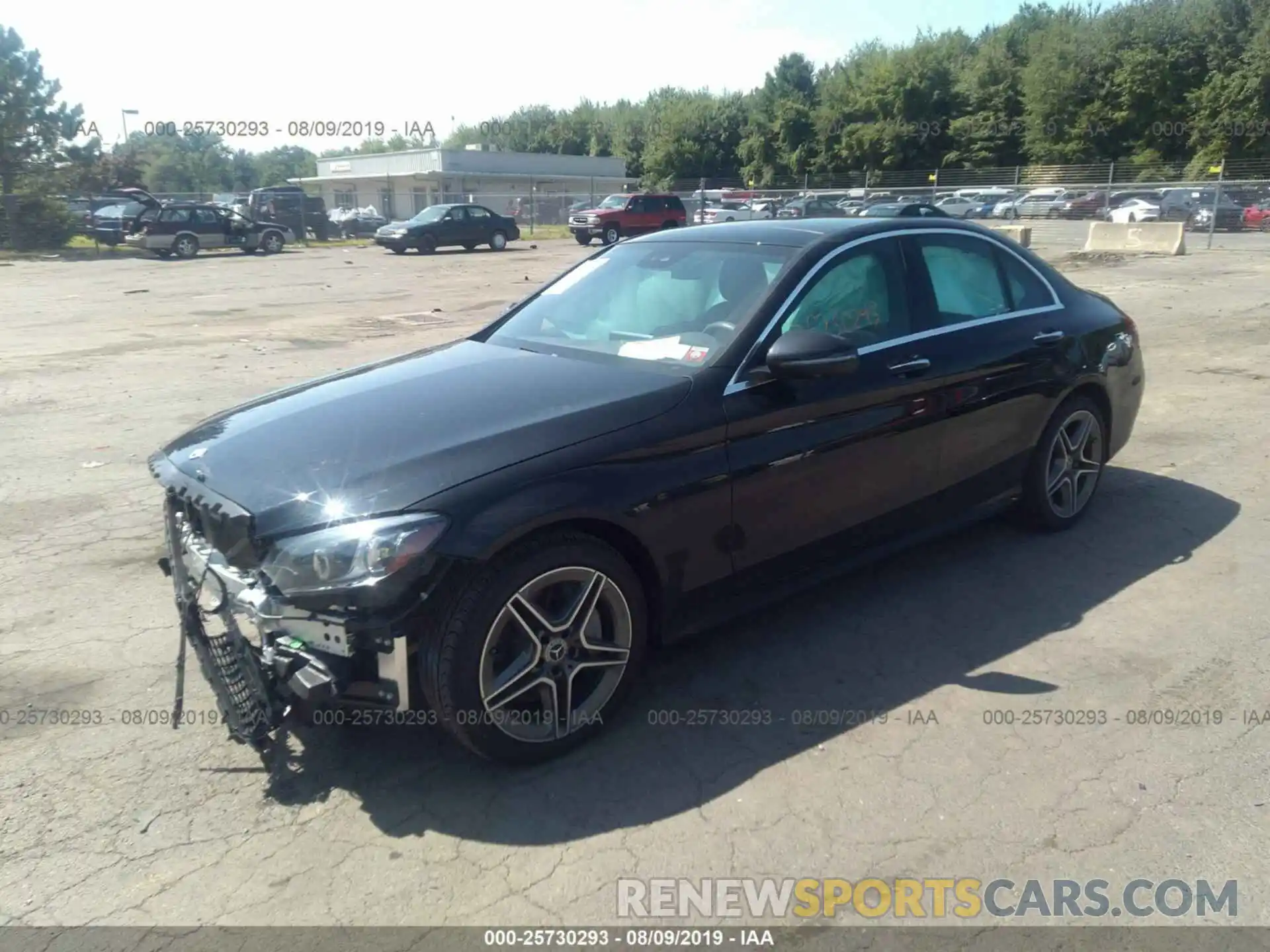 2 Photograph of a damaged car 55SWF8EB5KU298369 MERCEDES-BENZ C 2019